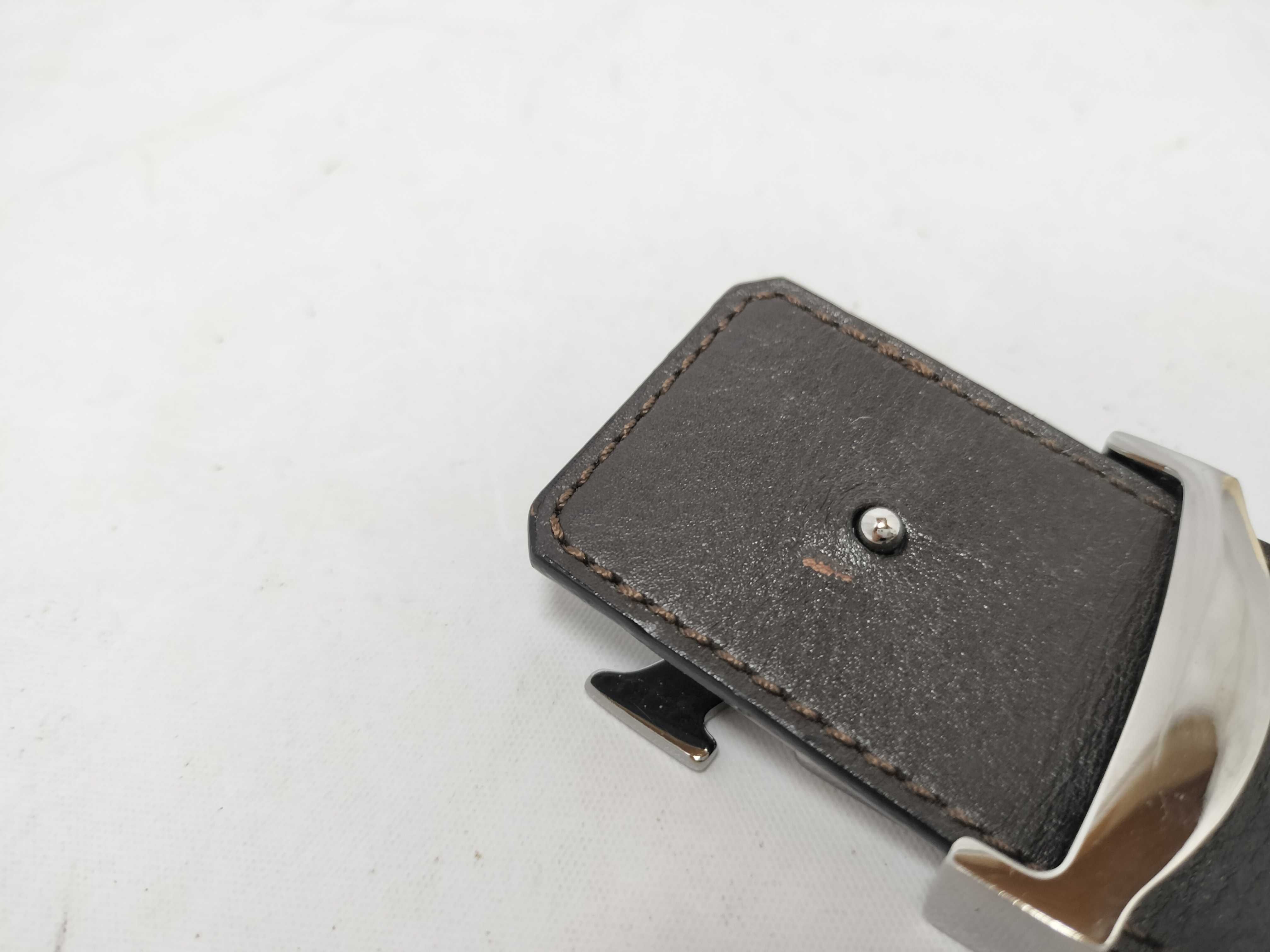 Ceinture LV Initial Leather Belt M9887 Belt — view 6