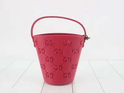 GG Bucket