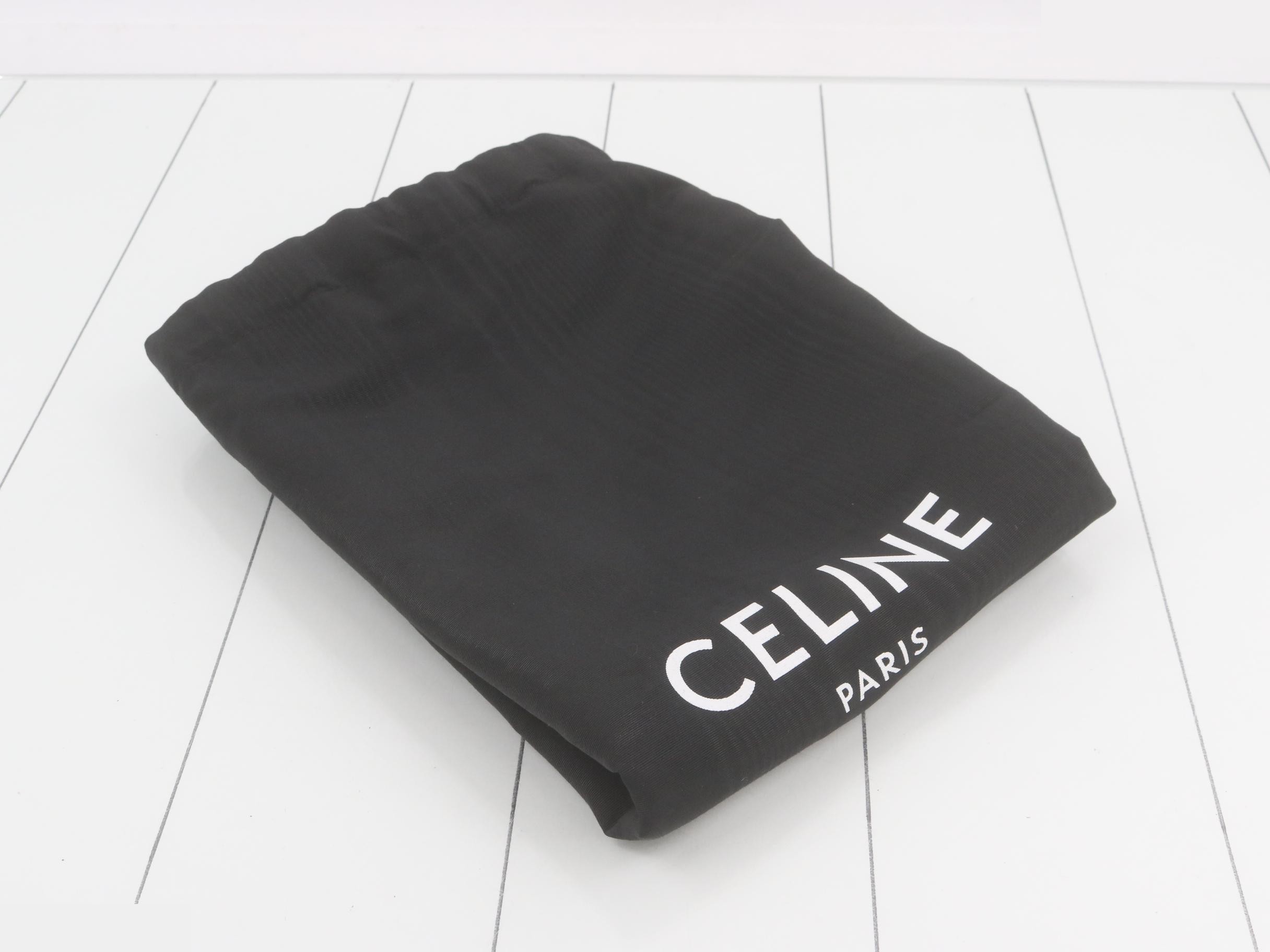 Triomphe Medium Couffin Bag Tote Bag — view 7