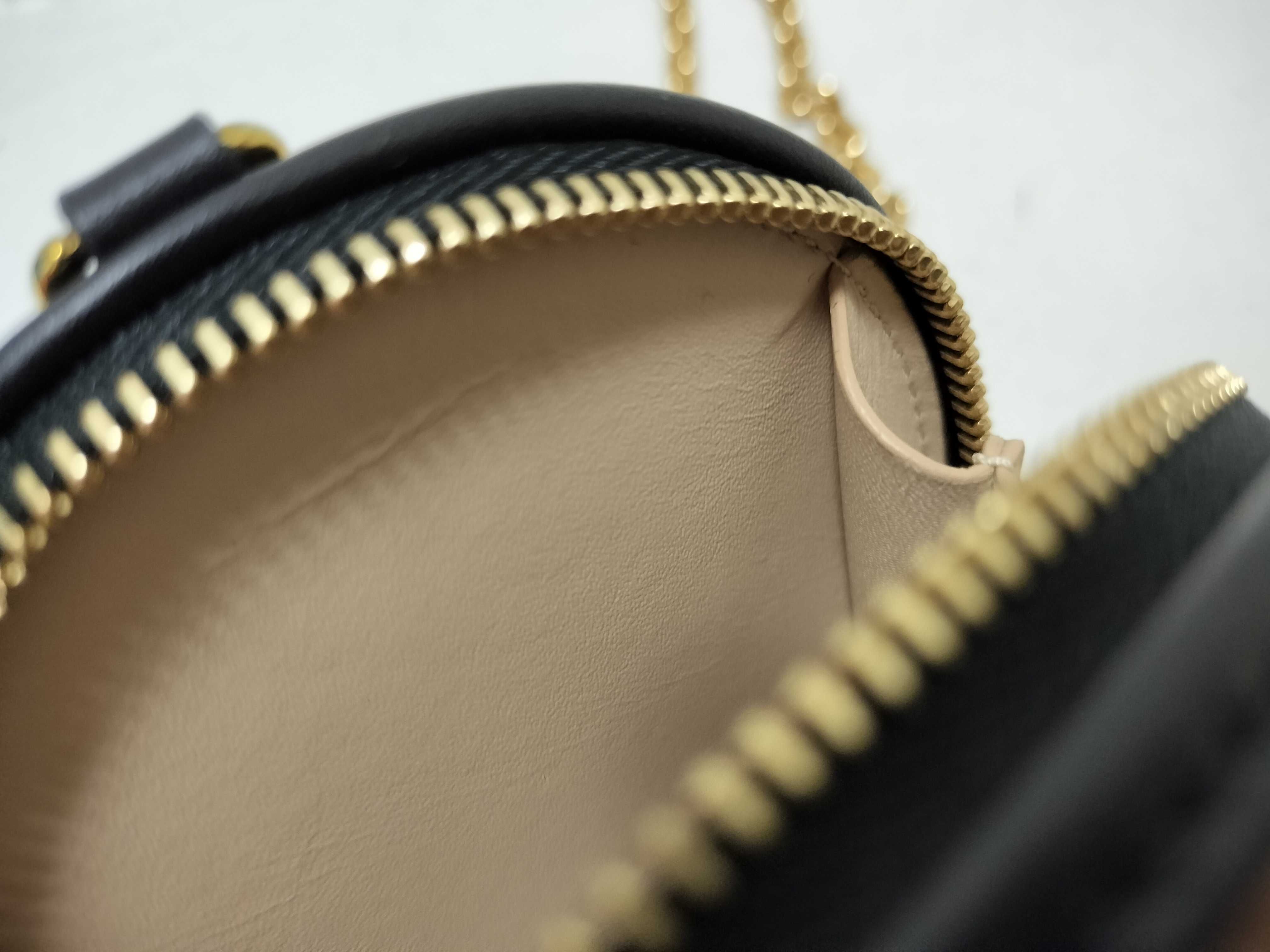 IC chip Louis Vuitton Boite Chapeau Mini Monogram Shoulder Bag — view 15