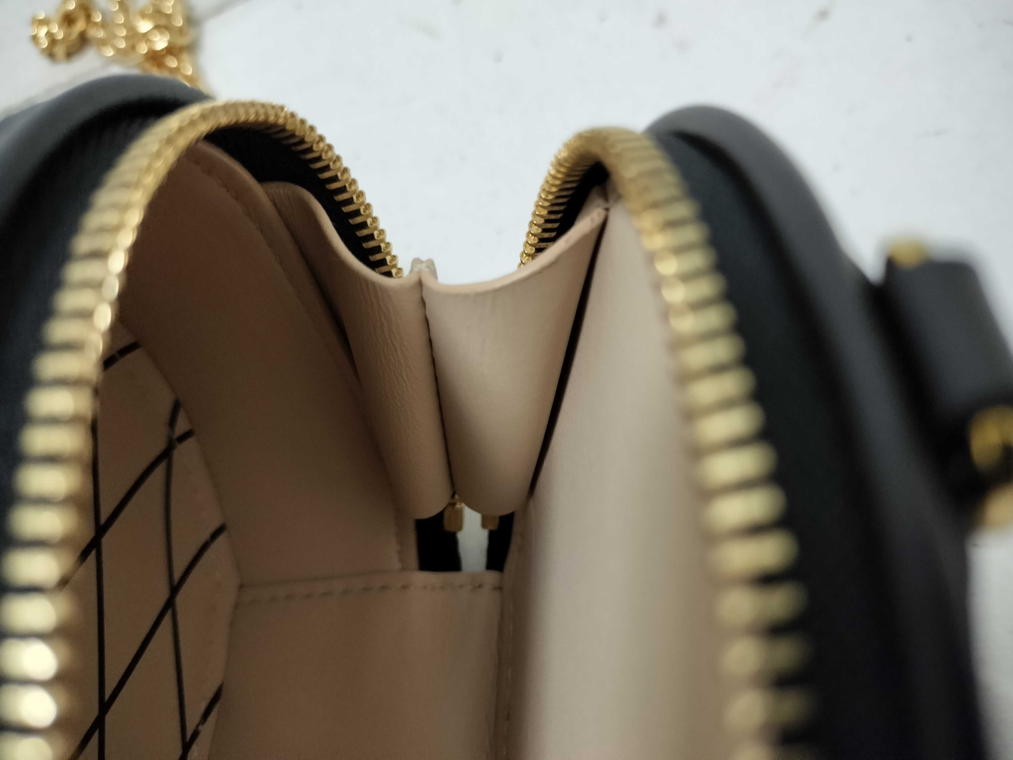 IC chip Louis Vuitton Boite Chapeau Mini Monogram Shoulder Bag — view 9