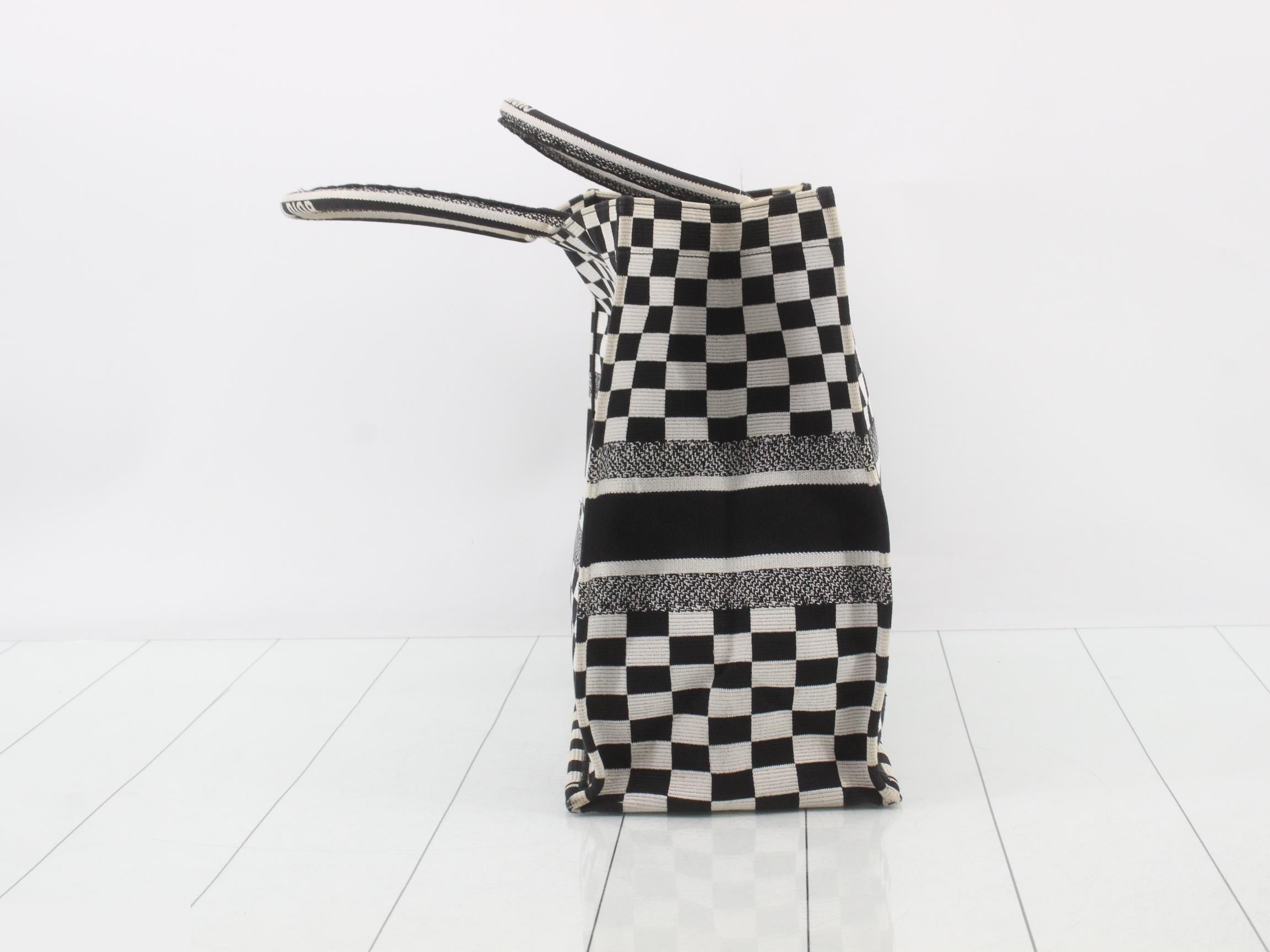 Book Tote — view 3