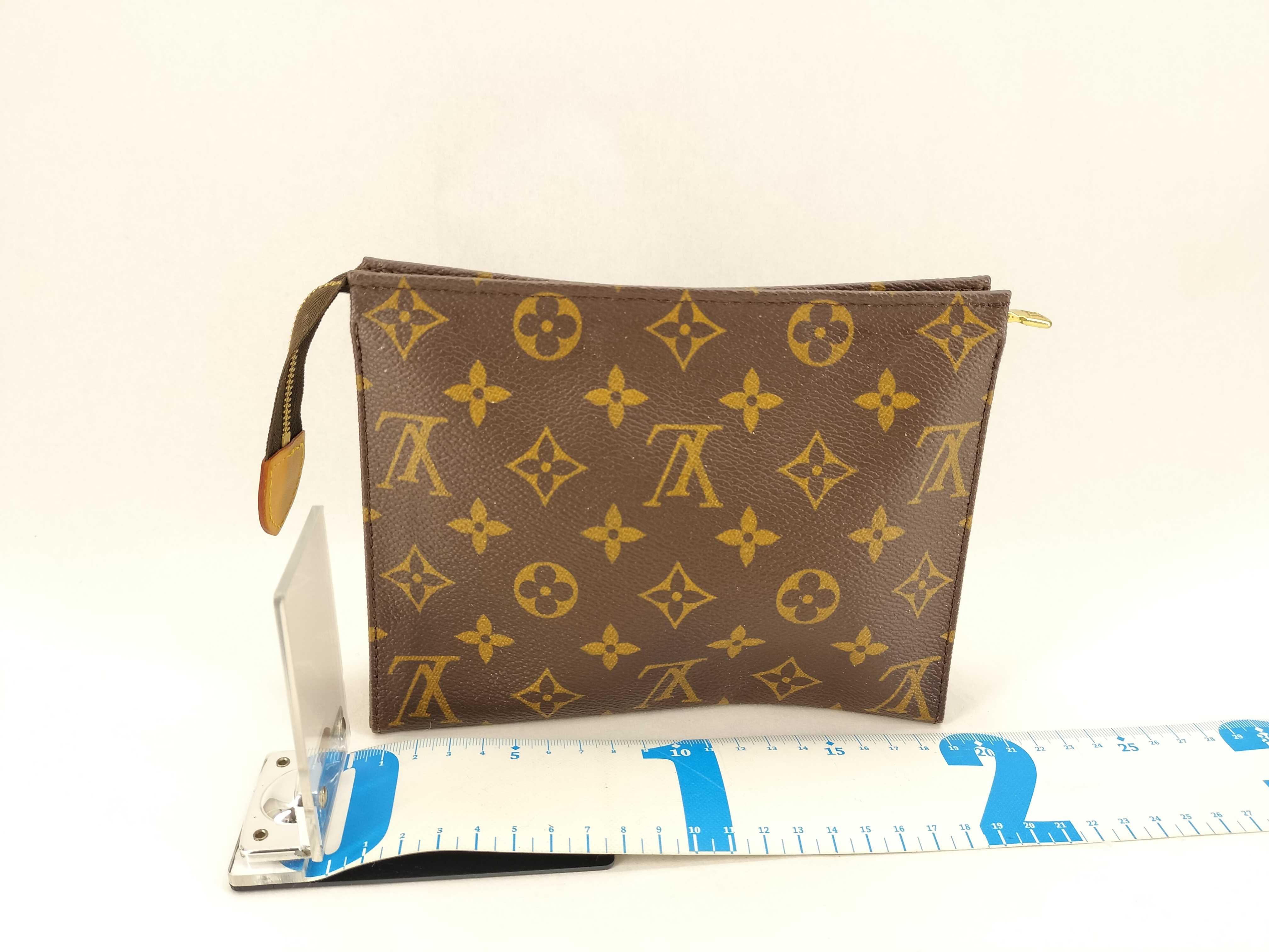 Monogram M47544 Pouch Toilette 19 (Moderate deterioration) — view 2