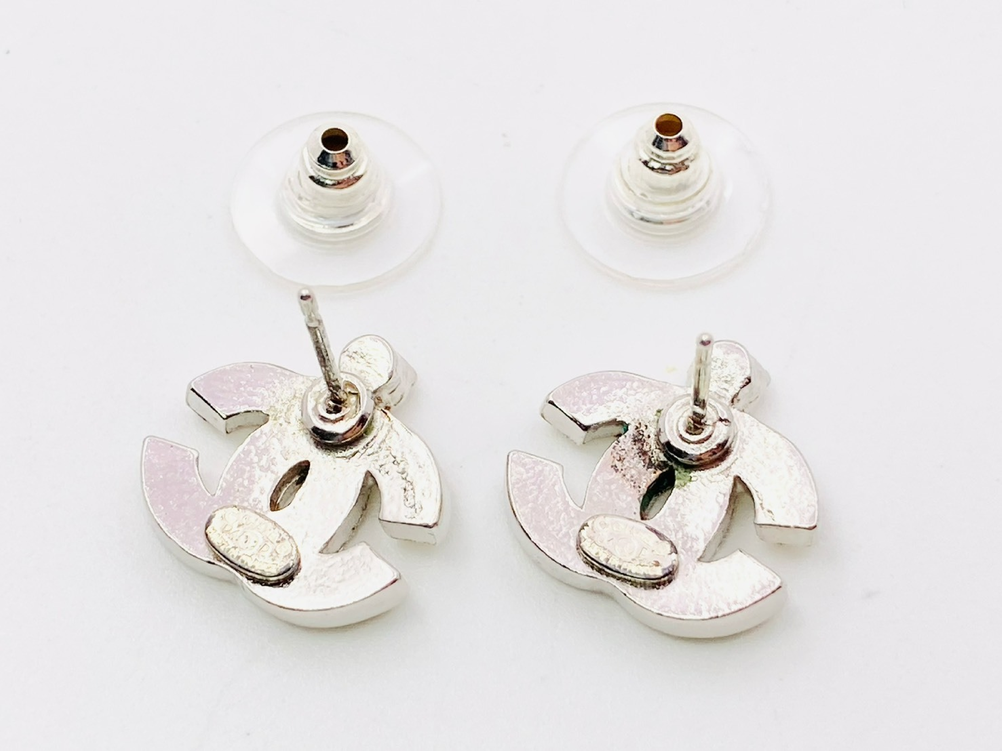 Coco Mark Rhinestone Metal Silver Earrings (04P) — view 3