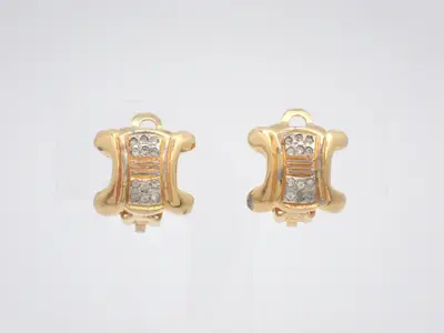 Other lines: Precious metals, earrings, Triomphe, rhinestone, gold