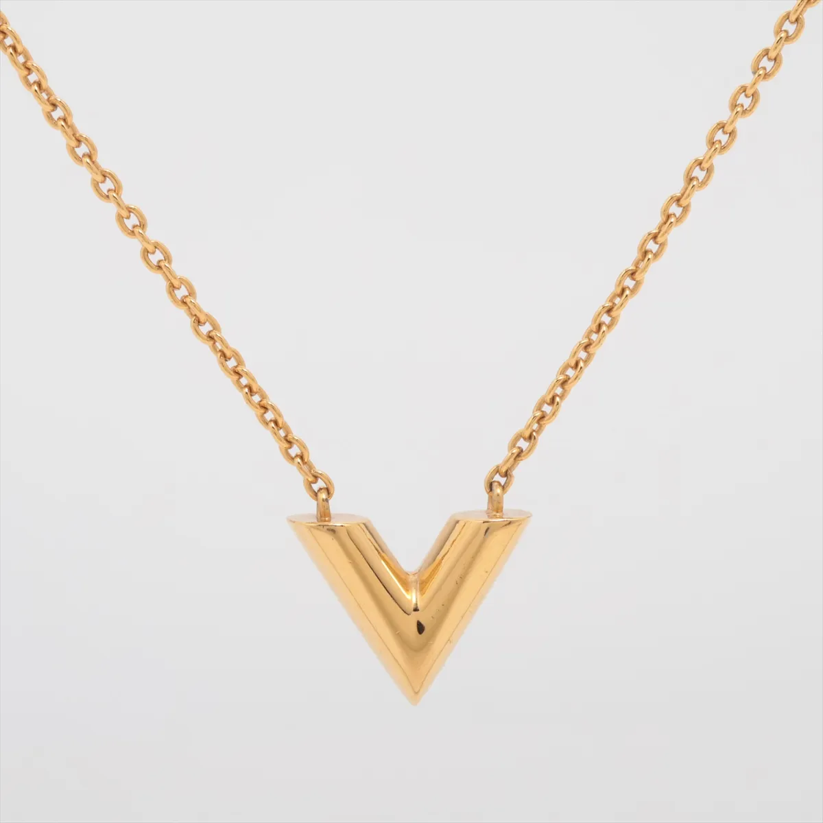 M61083 Essential V LE0178 Necklace, GP Gold, shows signs of wear, tarnishing, — view 2