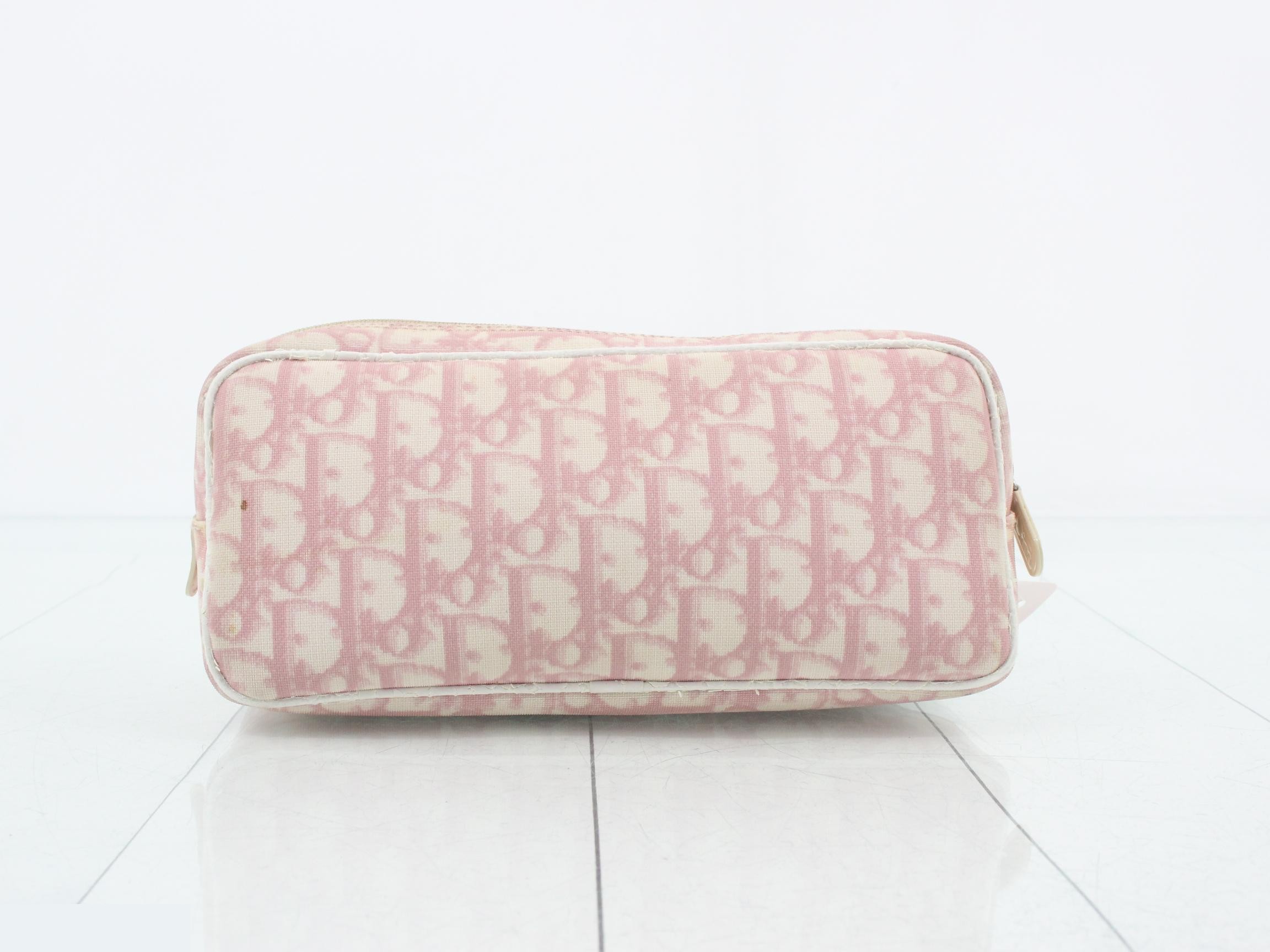 Trotter Canvas No. 1 Pouch — view 2