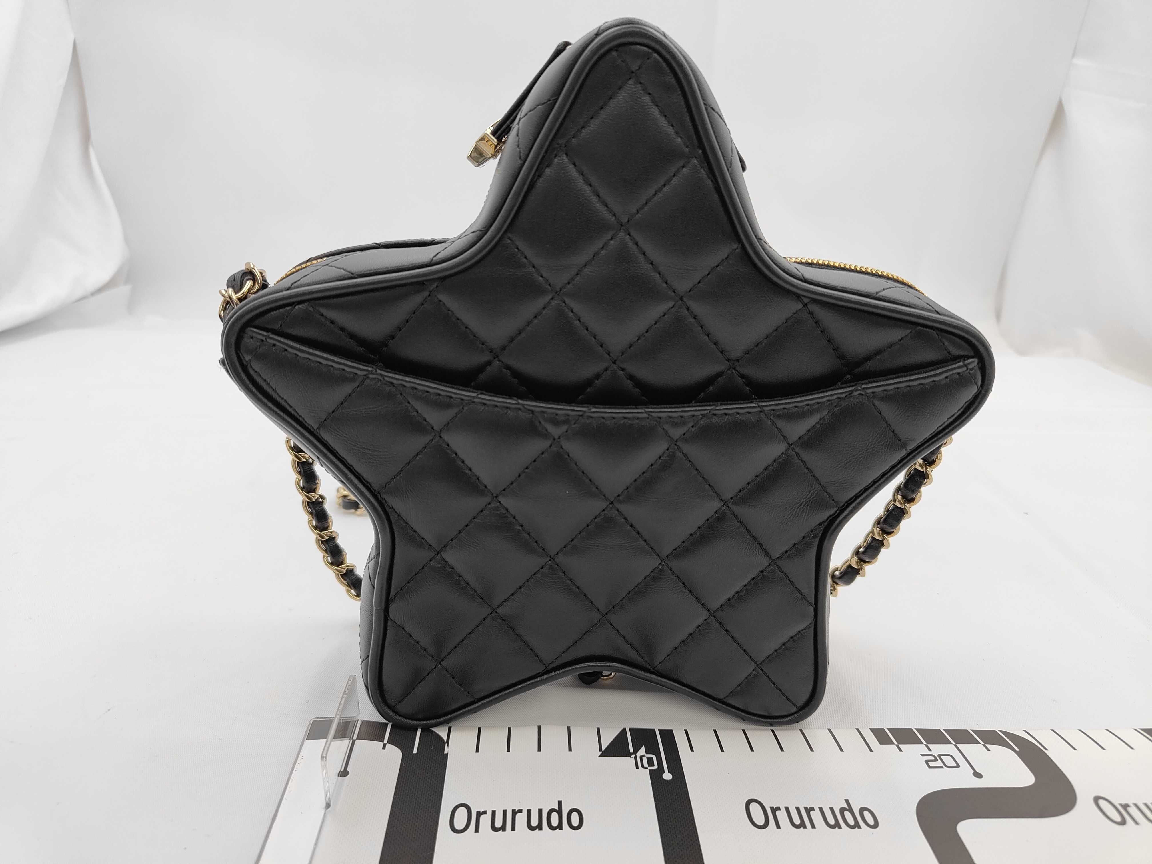 Matelassé Chain Shoulder Bag, Star Pattern, Lambskin, Black Shoulder Bag — view 2