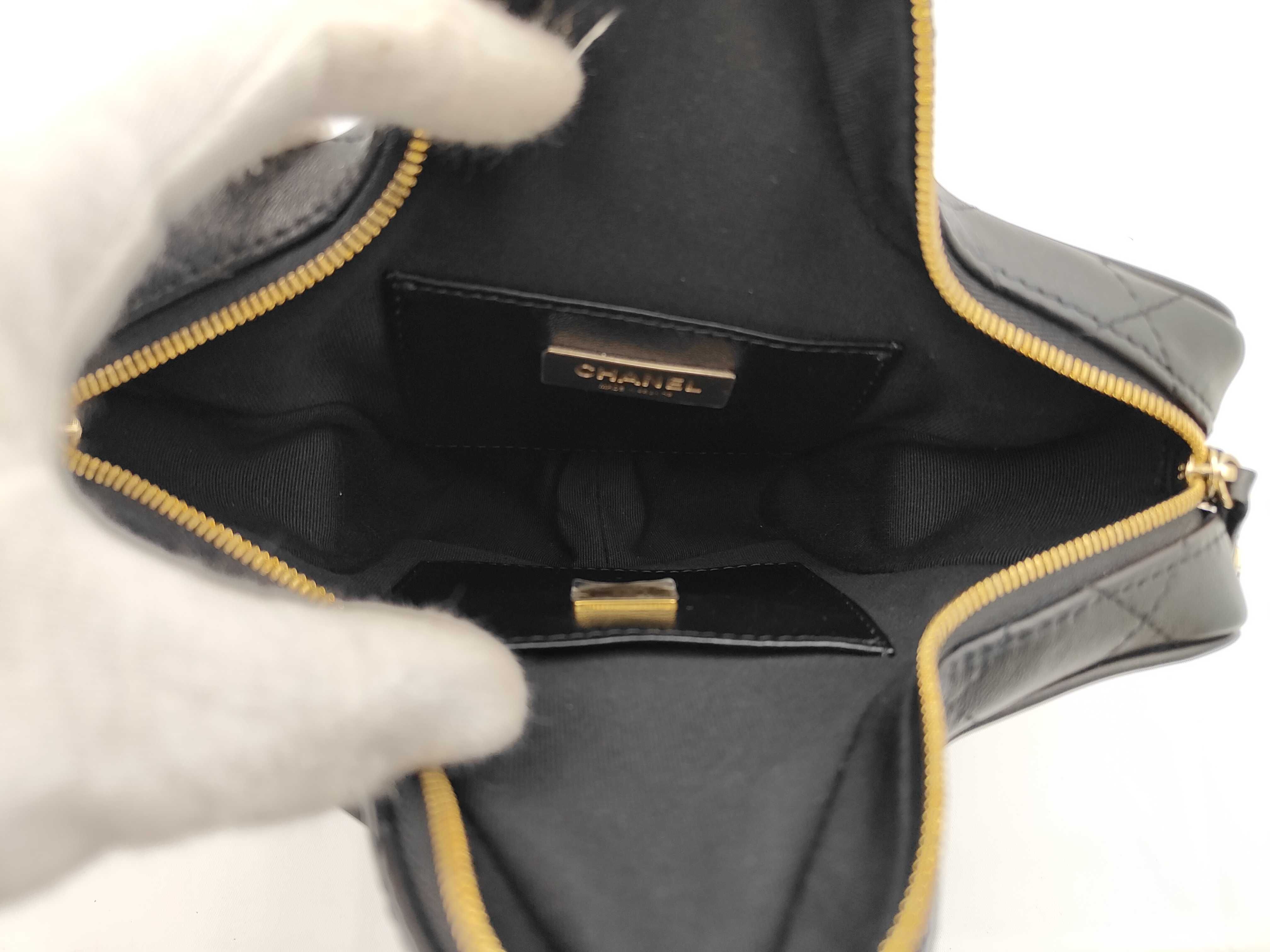 Matelassé Chain Shoulder Bag, Star Pattern, Lambskin, Black Shoulder Bag — view 10