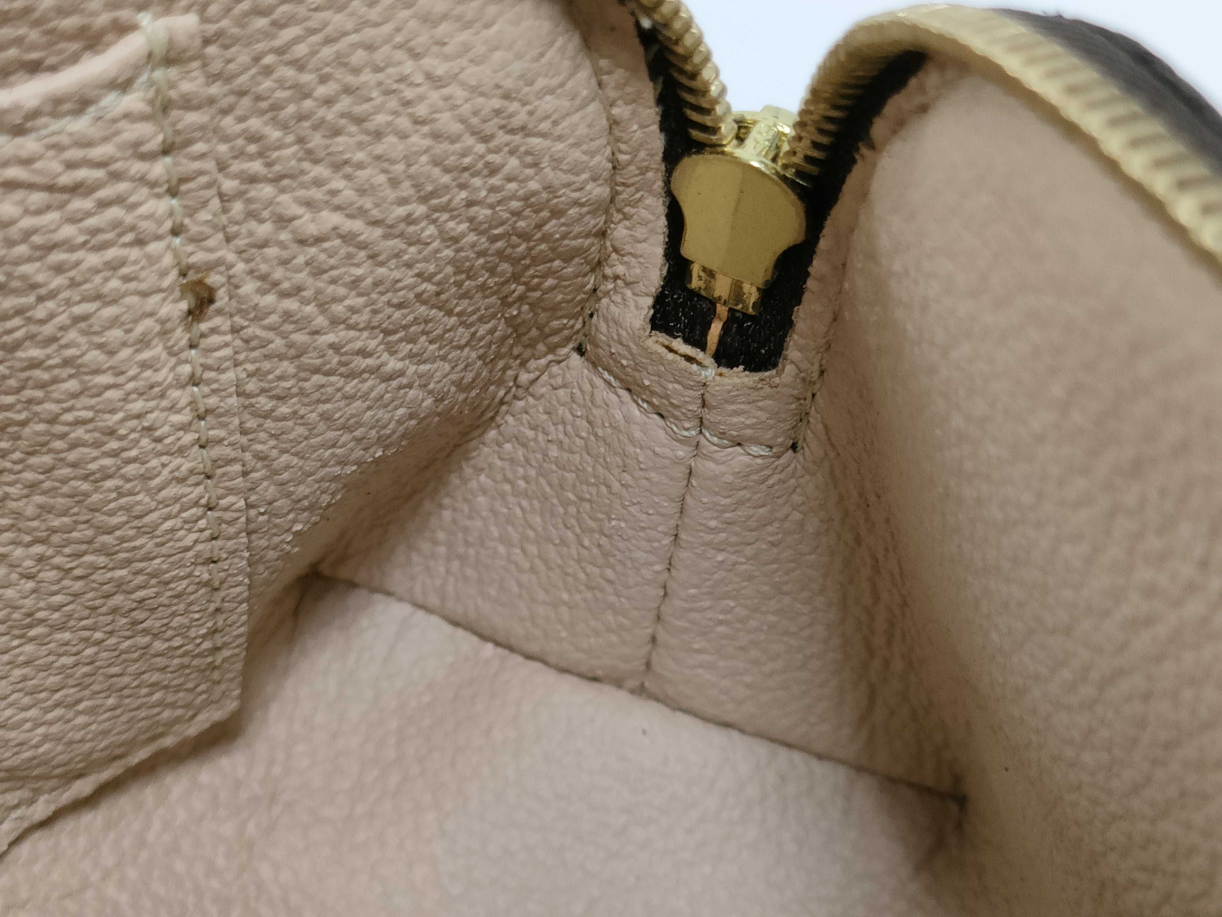 Monogram Pochette Cosmetic — view 11