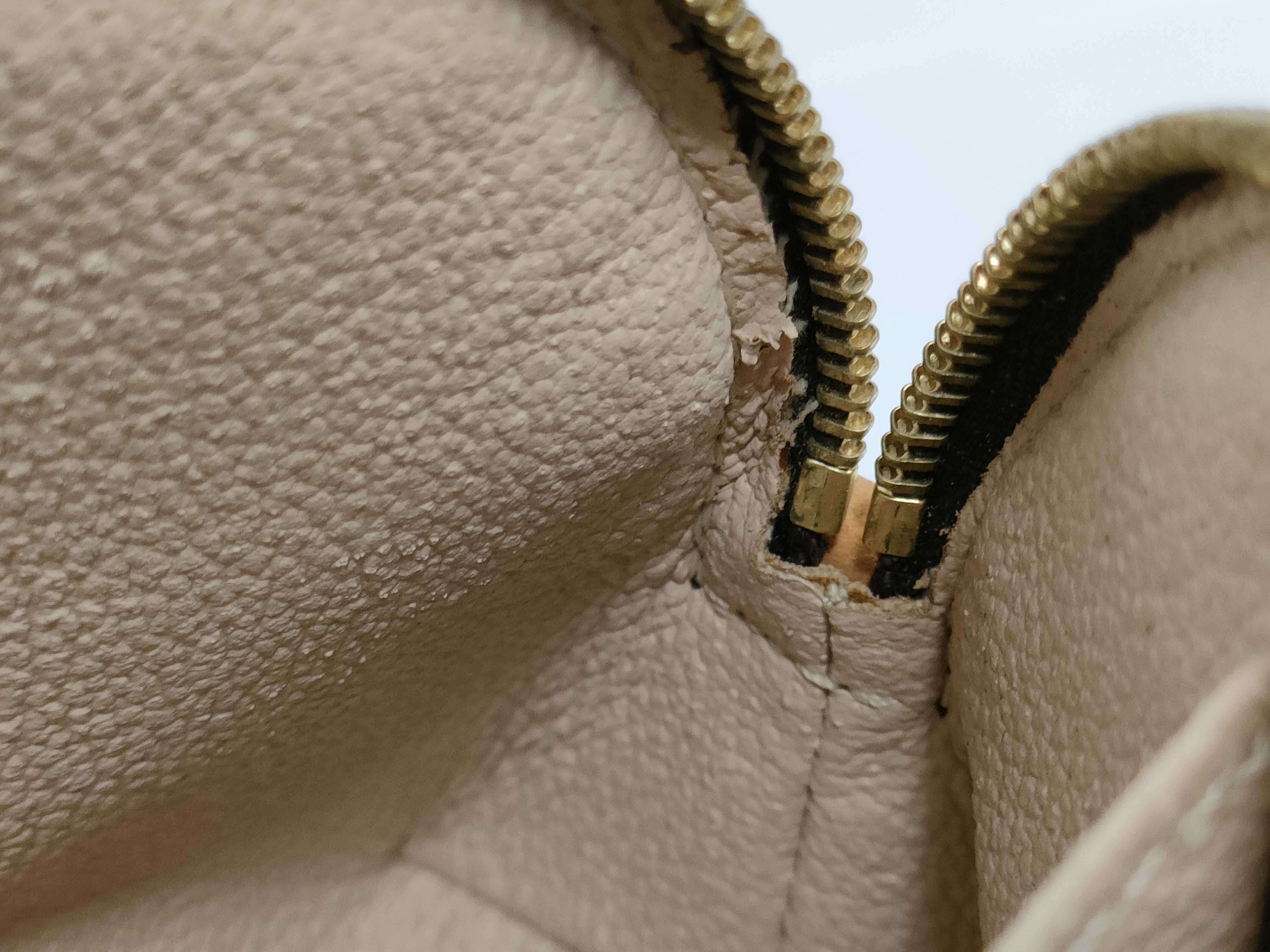 Monogram Pochette Cosmetic — view 12