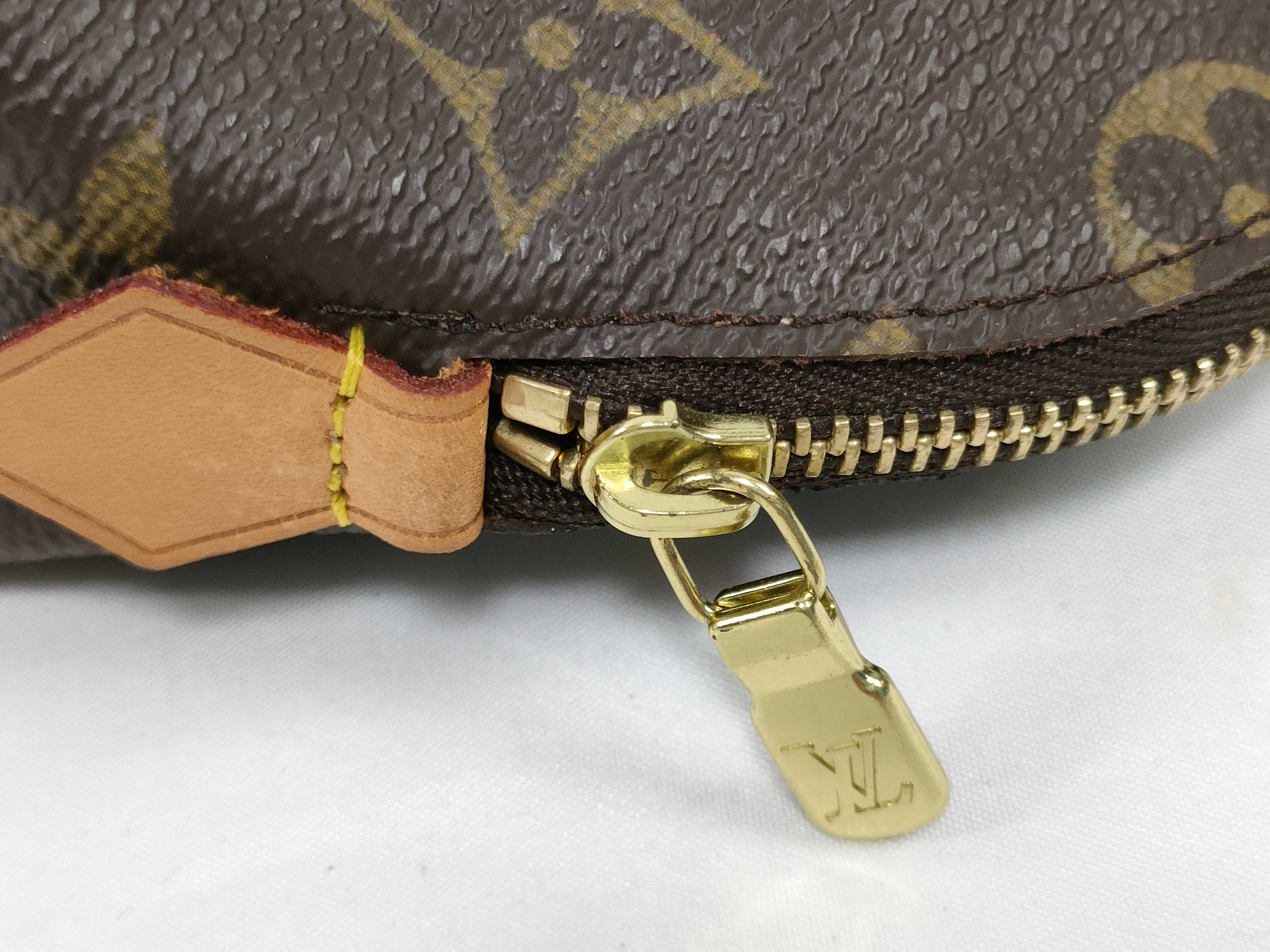 Monogram Pochette Cosmetic — view 5