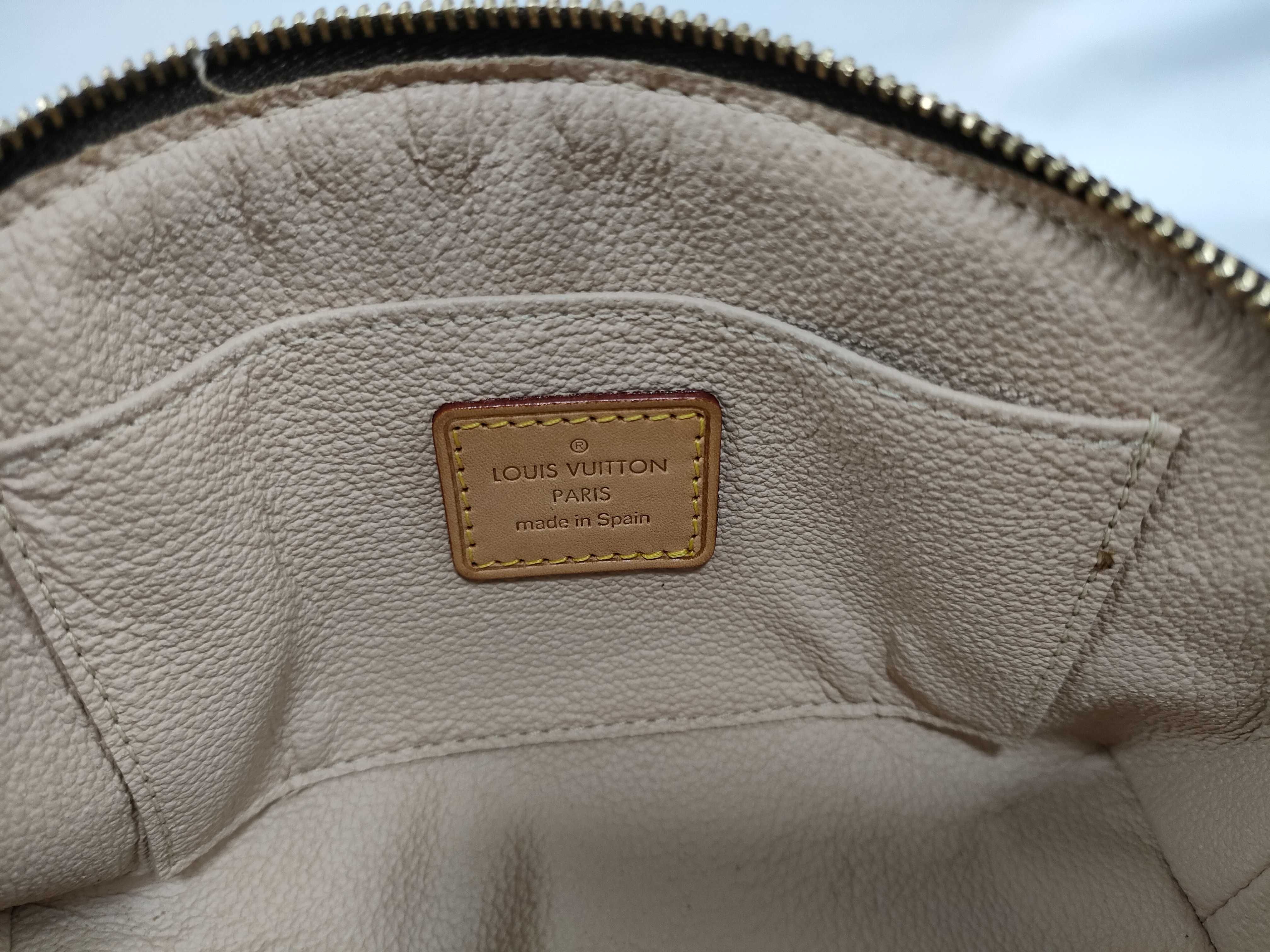 Monogram Pochette Cosmetic — view 8