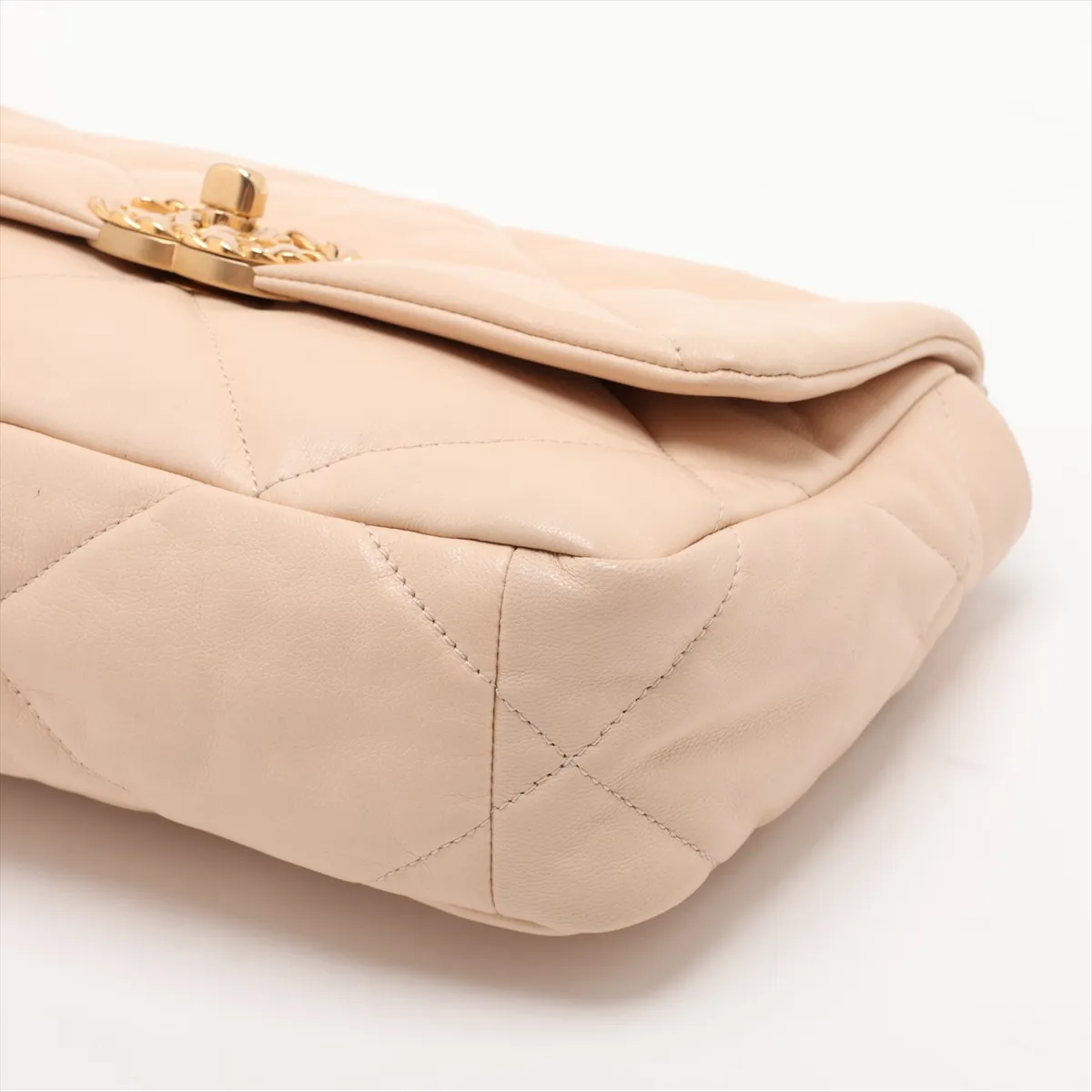 19 Lambskin Chain Shoulder Bag, Beige, Gold x Silver Hardware, 30022066, Serial Number in the 30s, AS1160 — view 3