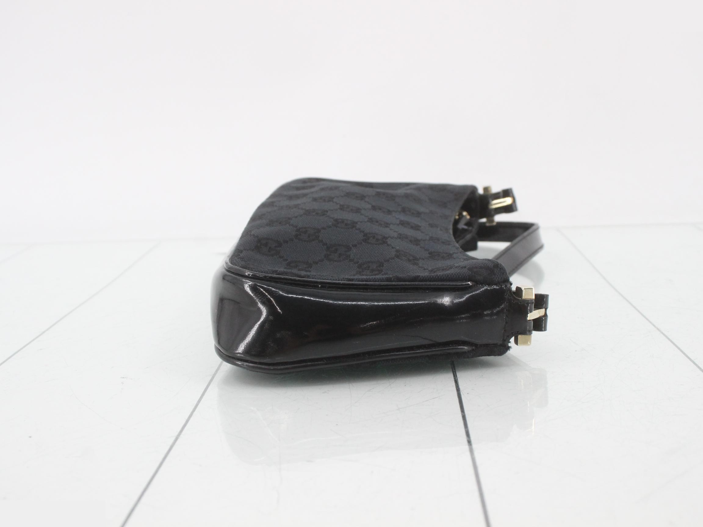 GG Canvas Accessoires Handbag — view 3