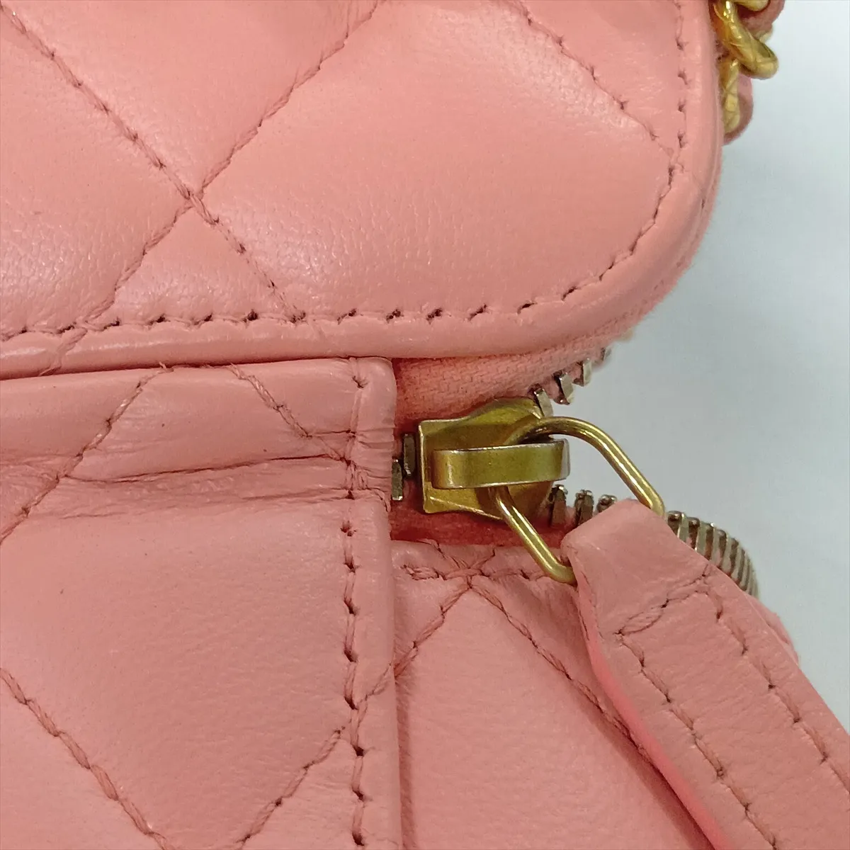 Mini Matelassé Lambskin Chain Shoulder Bag Vanity Case Pink Gold Hardware CPLHHLT2 Random Serial Number — view 13