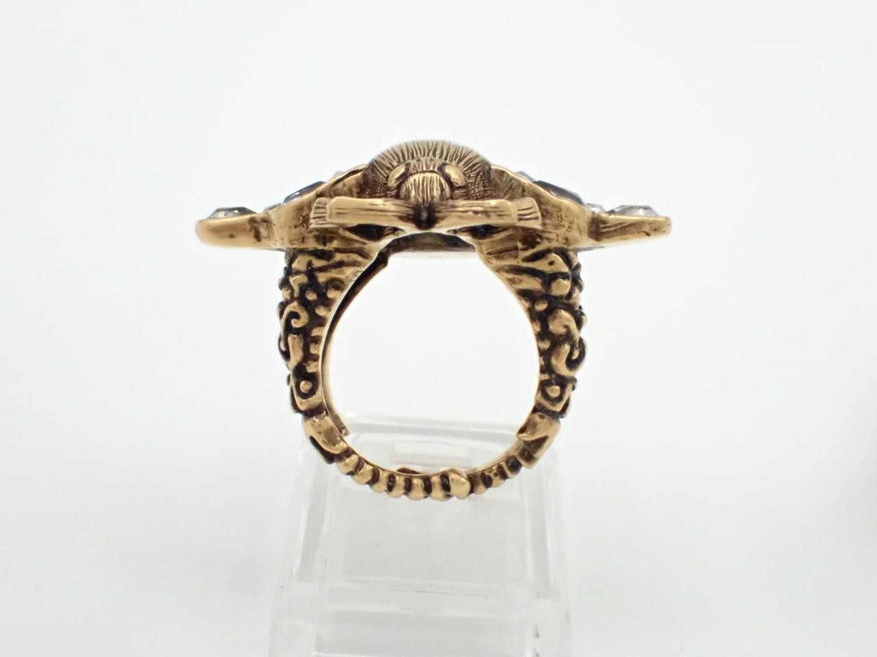 Interlocking G Bee Ring #15 — view 3