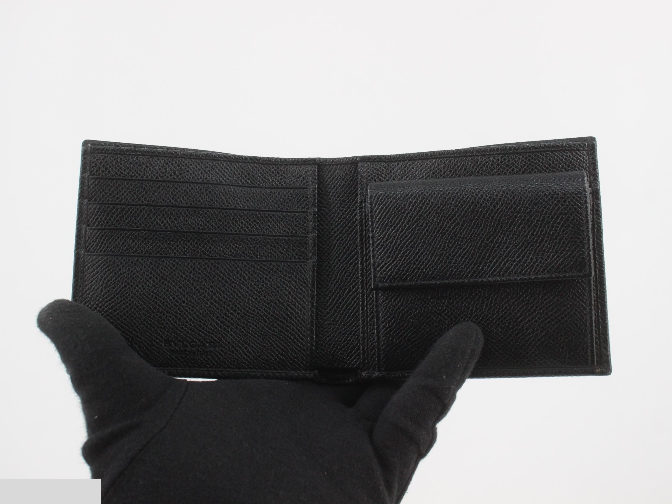 Other lines: Bags and Wallets — view 4