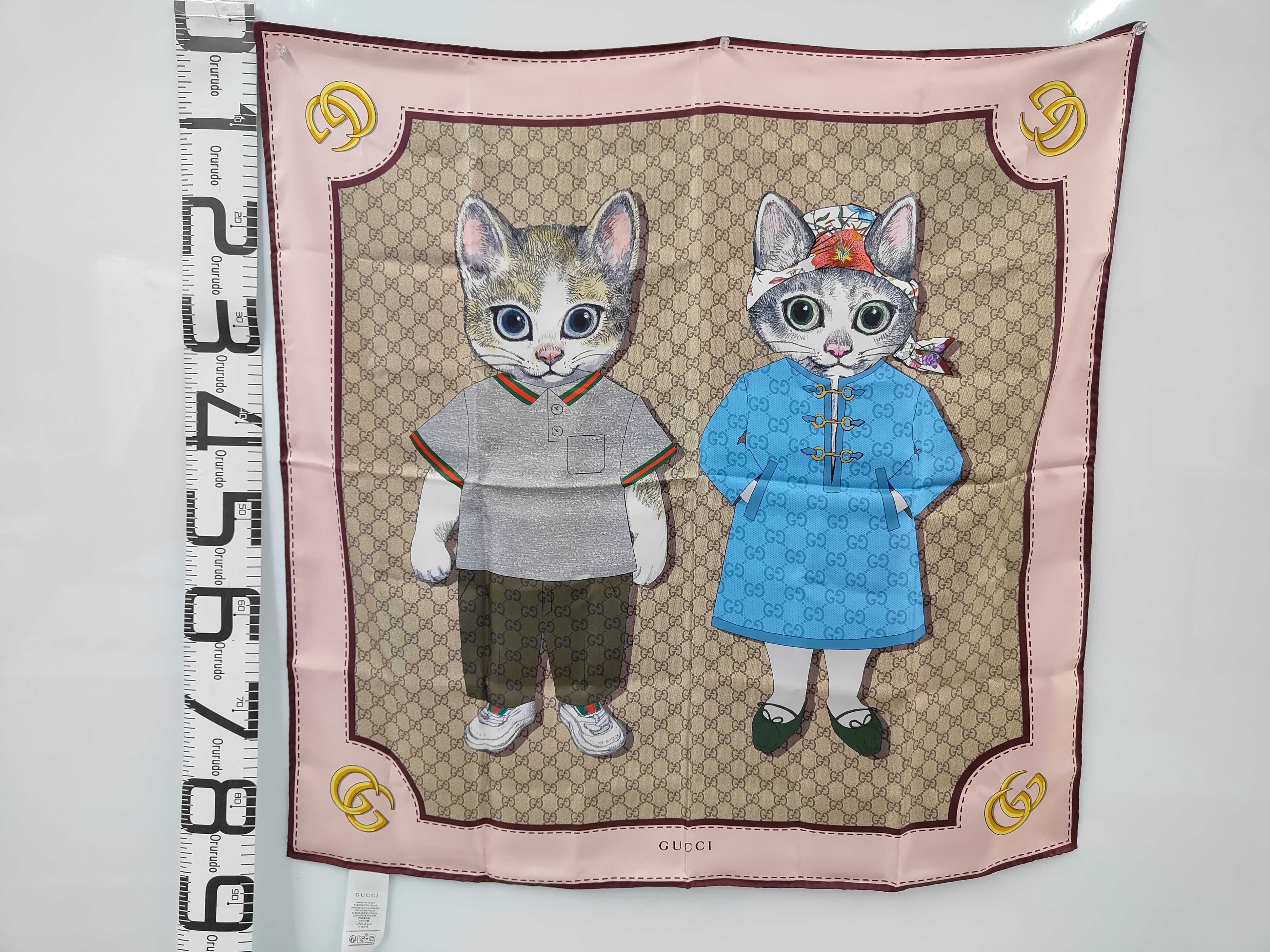 GG Supreme scarf, Yuko Higuchi, and other accessories. — view 2