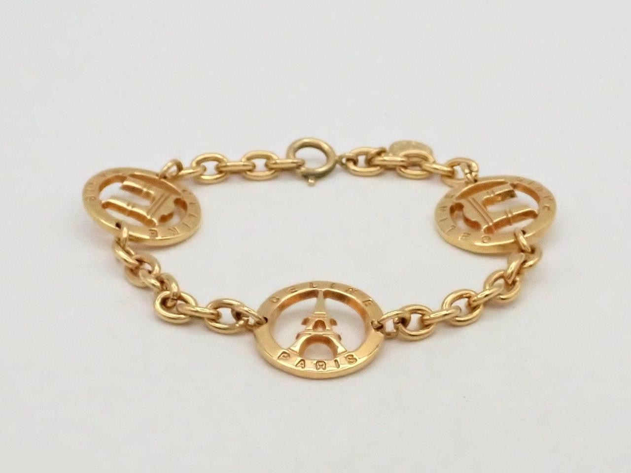 Other lines: Precious metal bracelets and bangles (metal), wrist circumference approximately 18 cm.