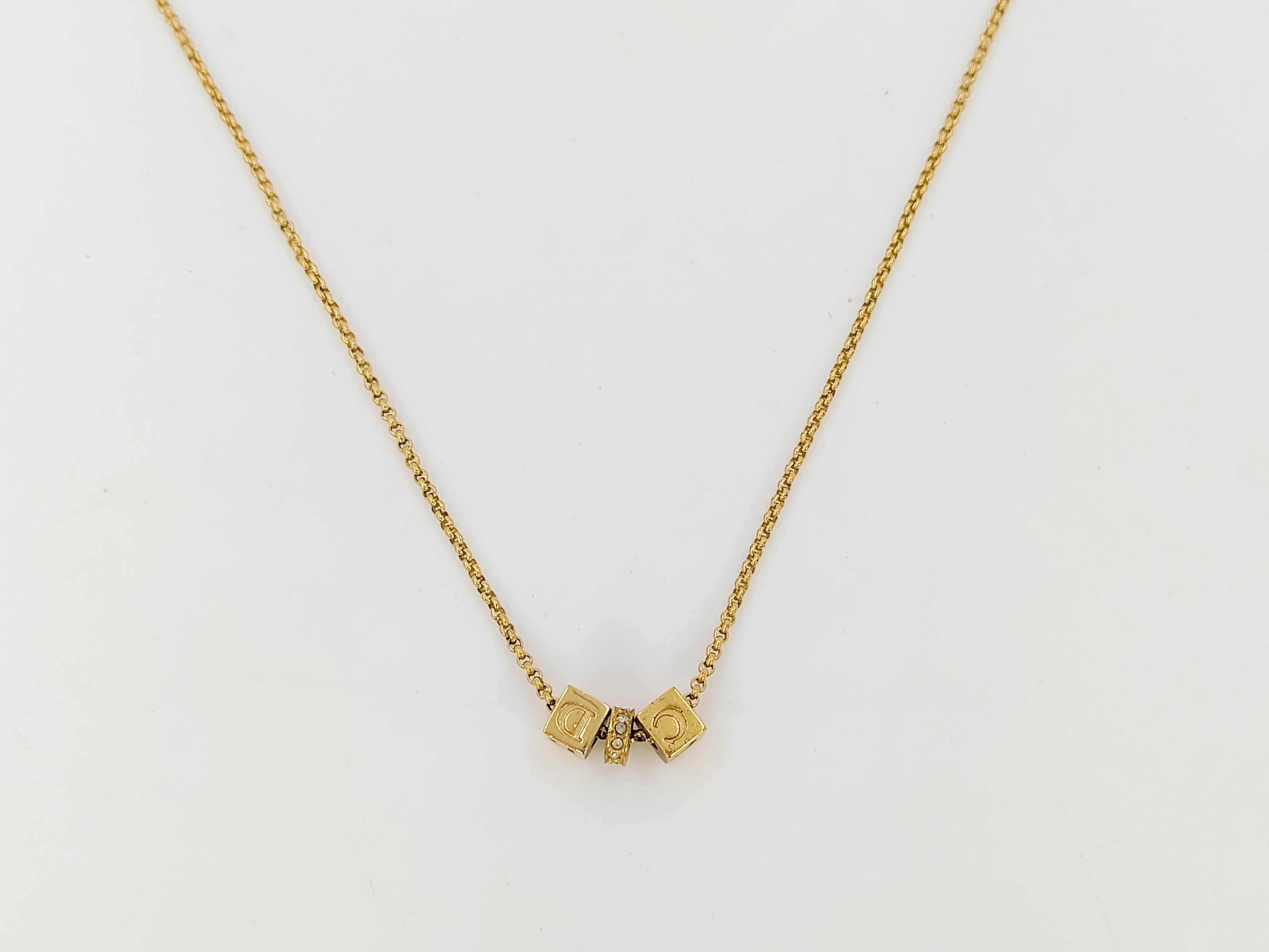 necklace — view 2