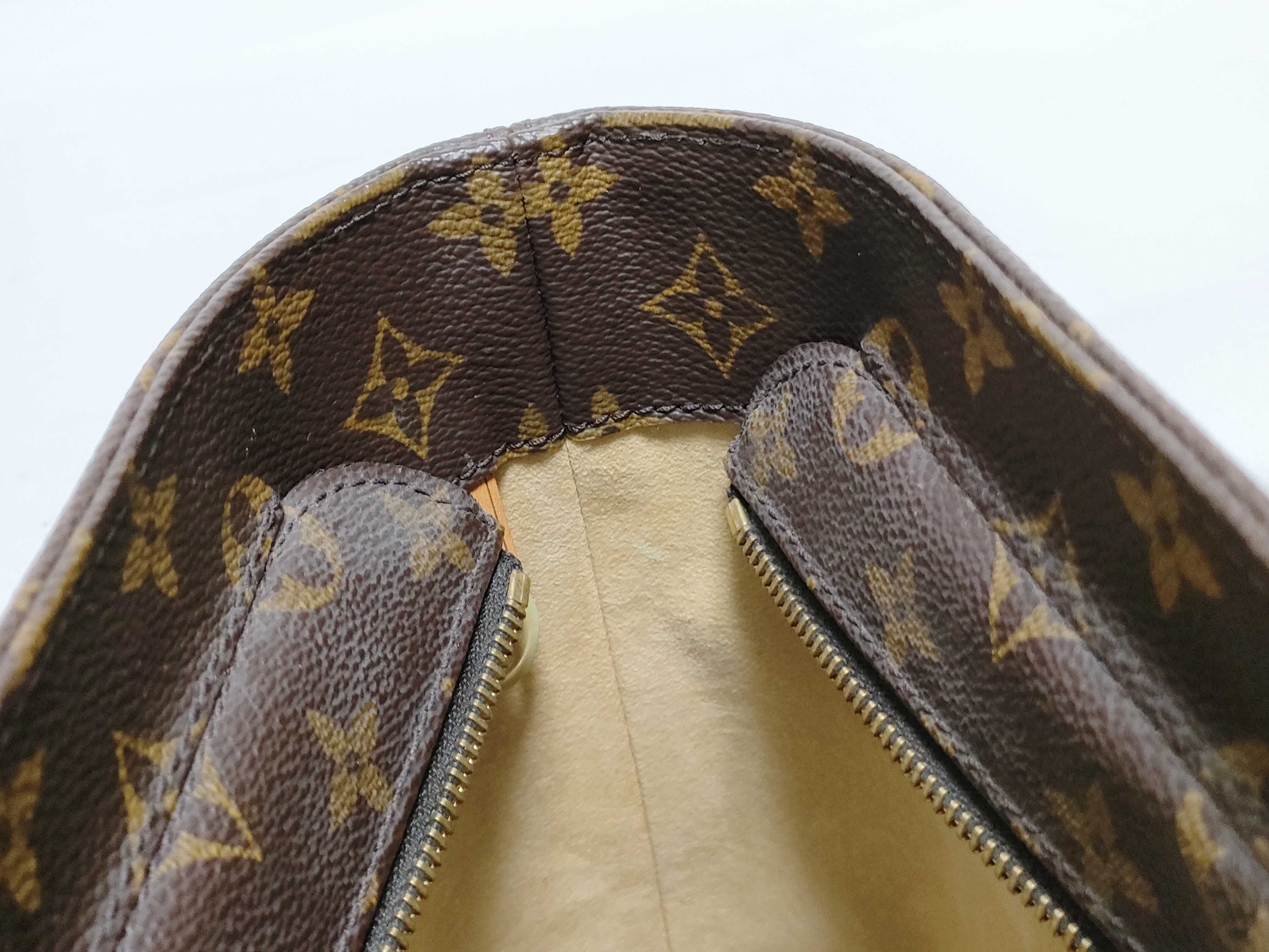 Monogram Louis Vuitton Monogram Luco M51155 Brown Tote Bag — view 9