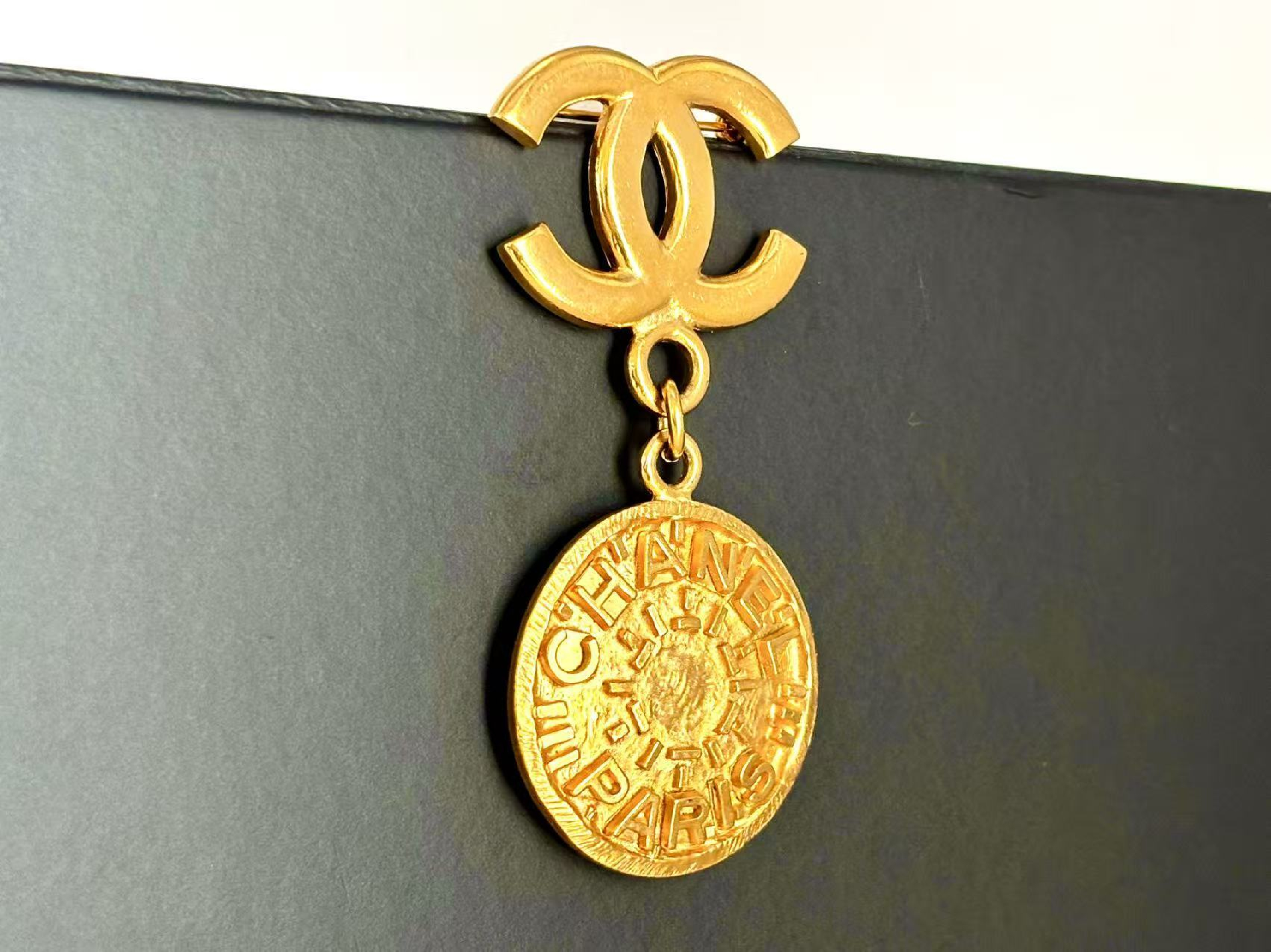 Other lines Precious metals Brooch — view 4