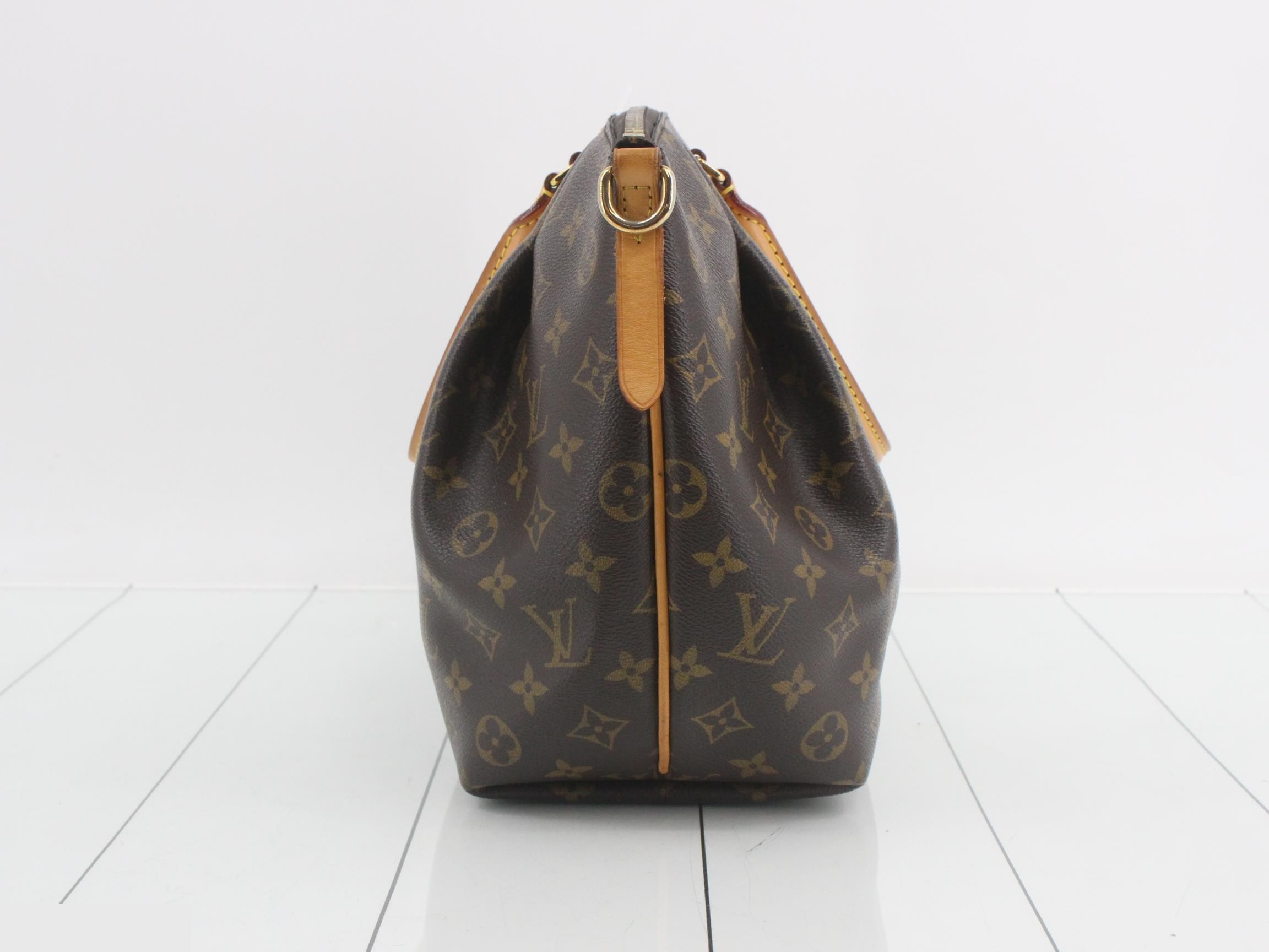 Turenne MM SR4184 (Includes dust bag and strap) — view 3