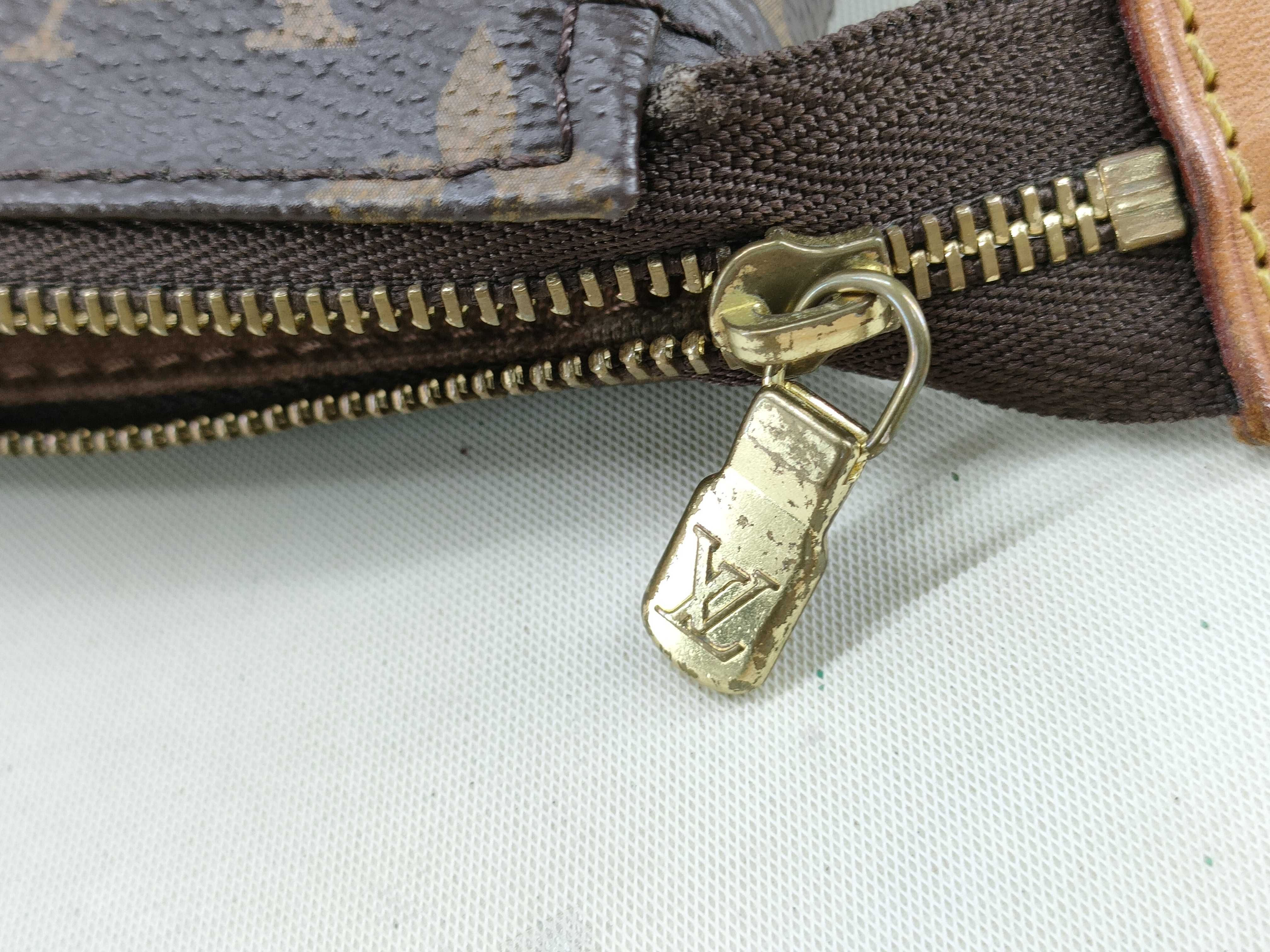 Monogram LV Pochette Accessoires New Model Monogram M40712 MB4250 Shoulder Bag — view 13