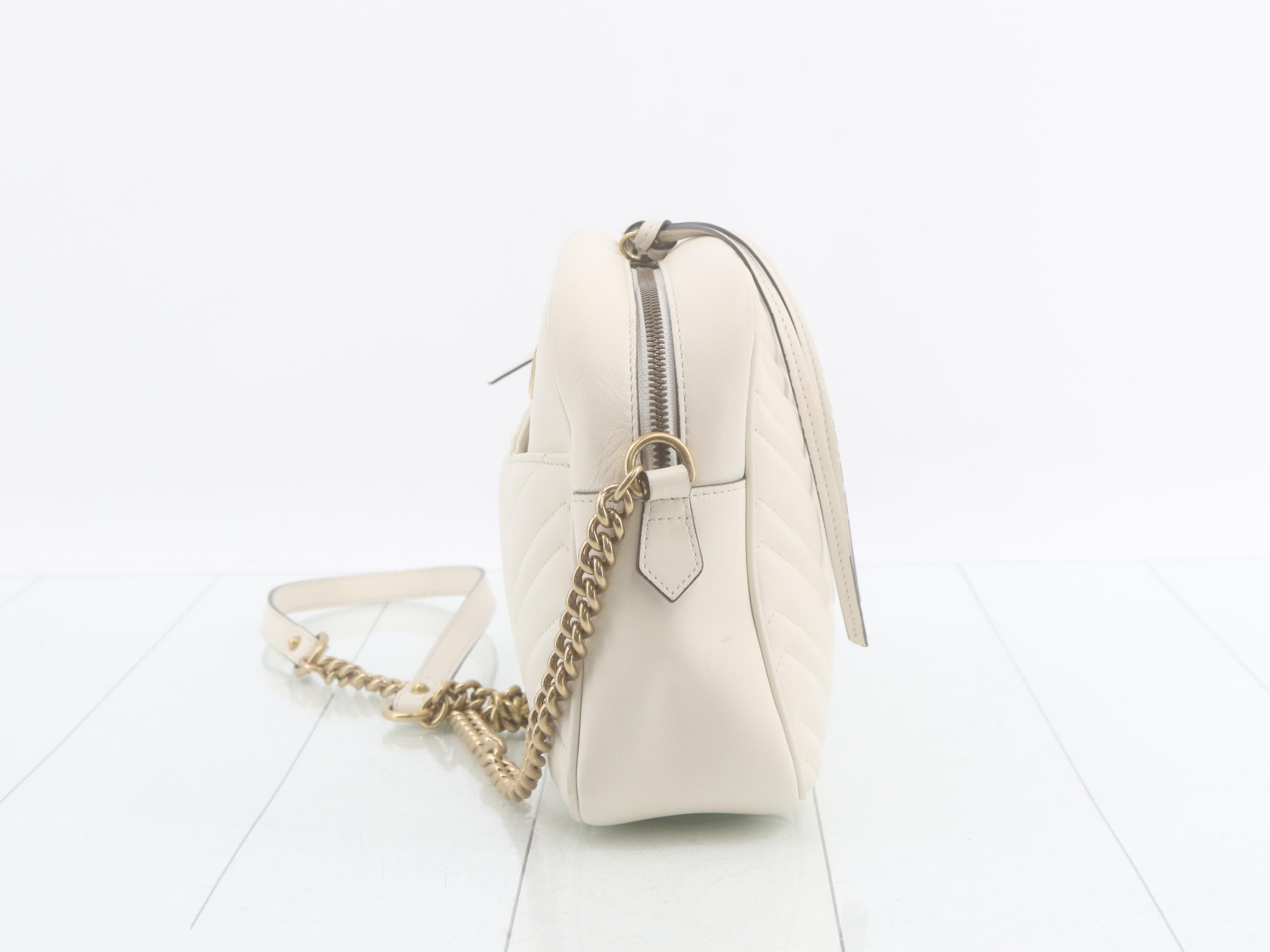 GG Marmont Shoulder Bag — view 3