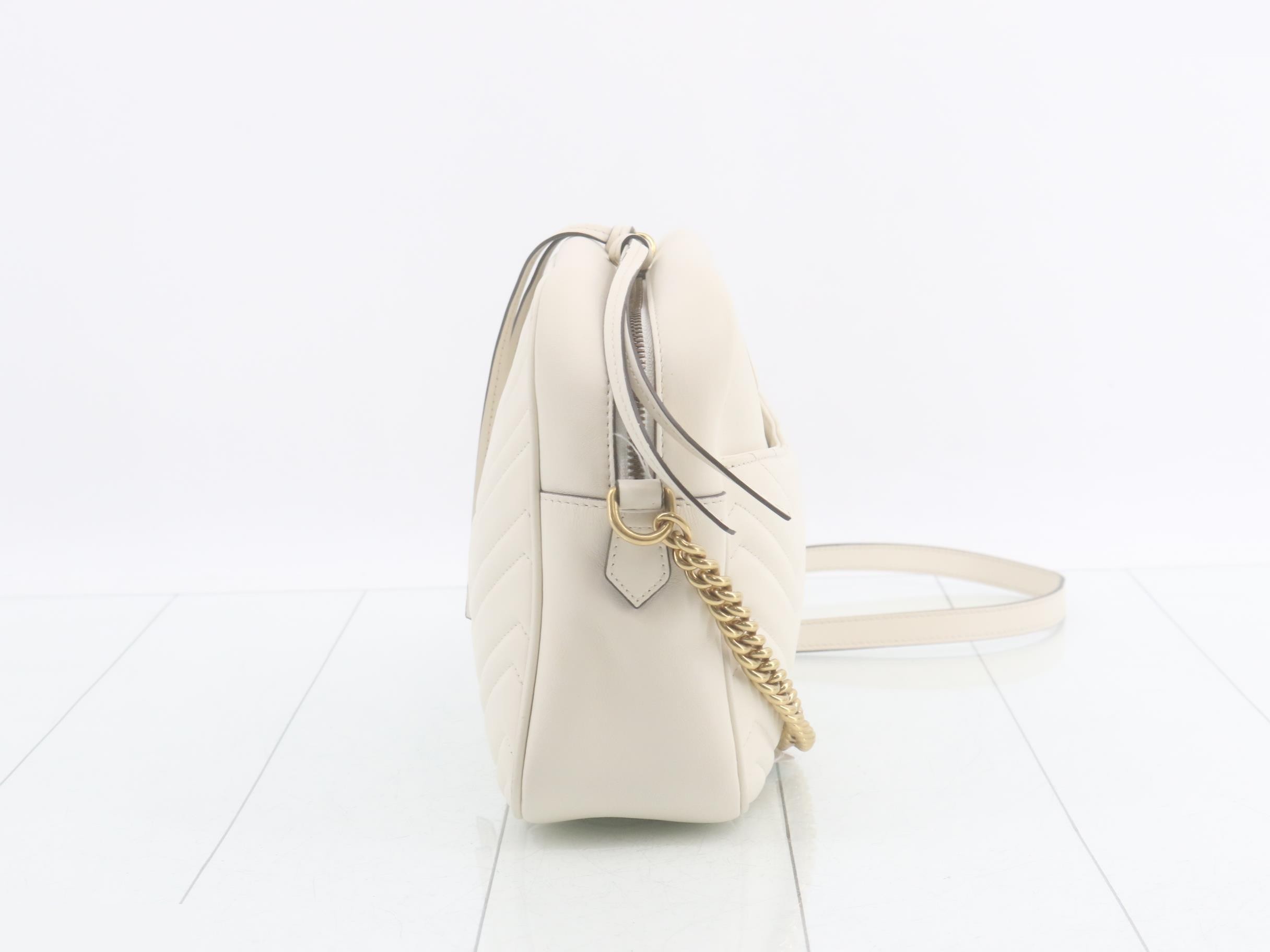 GG Marmont Shoulder Bag — view 4