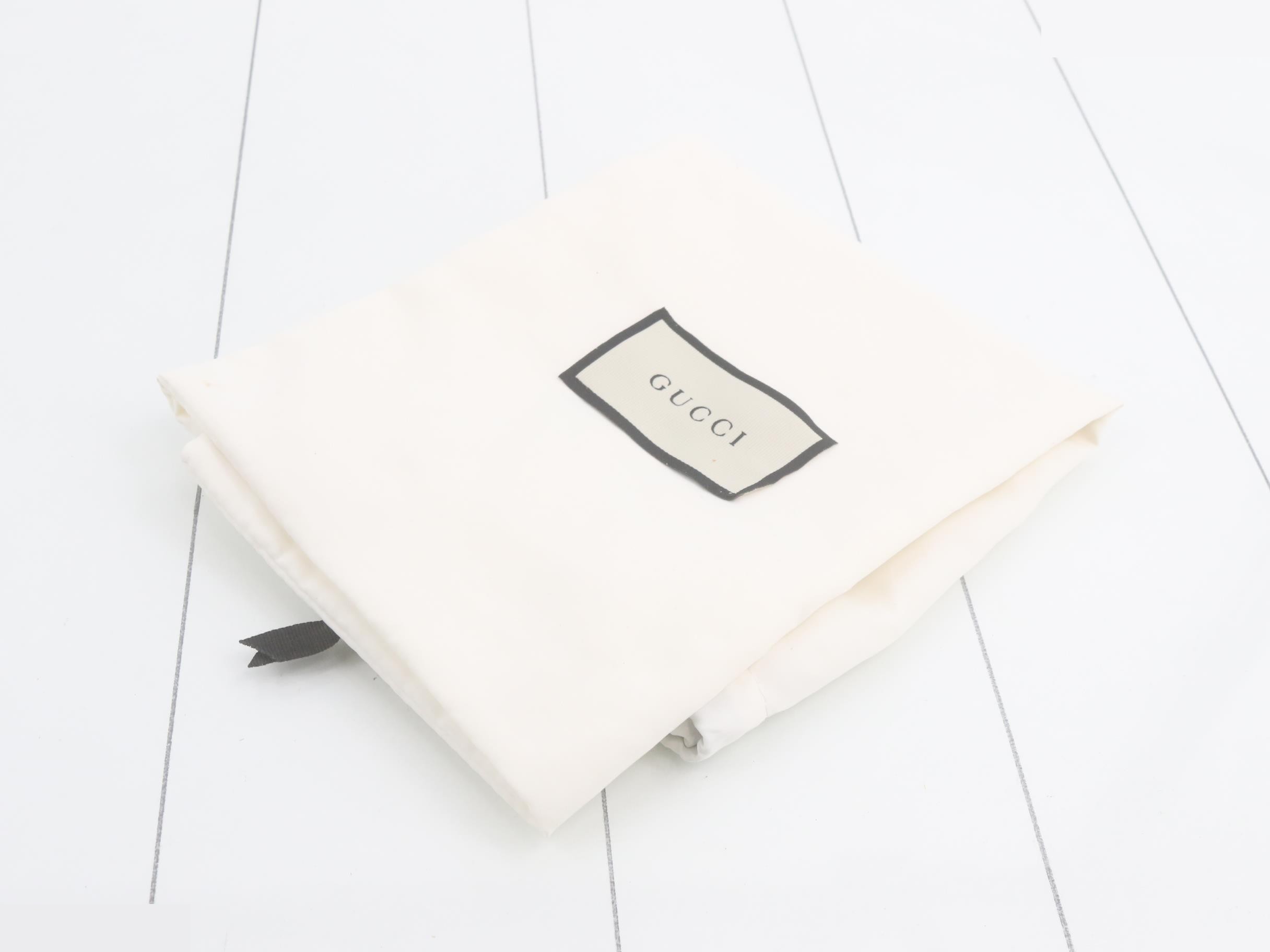 GG Marmont Shoulder Bag — view 7