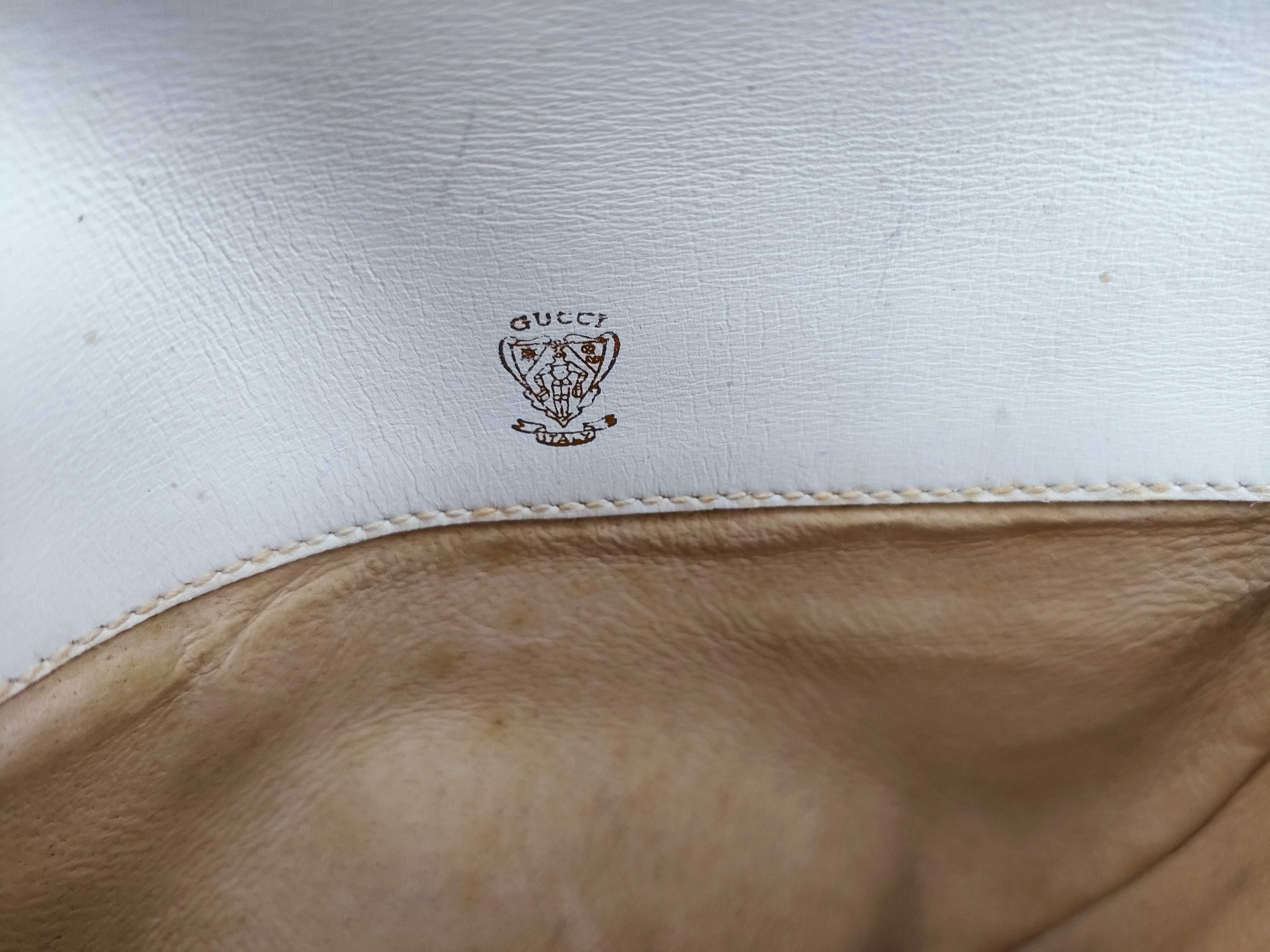 Leather Old Shoulder Bag — view 10