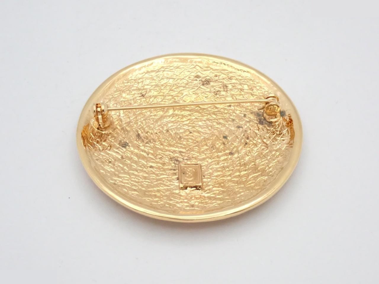 Round Gold GP Box — view 2