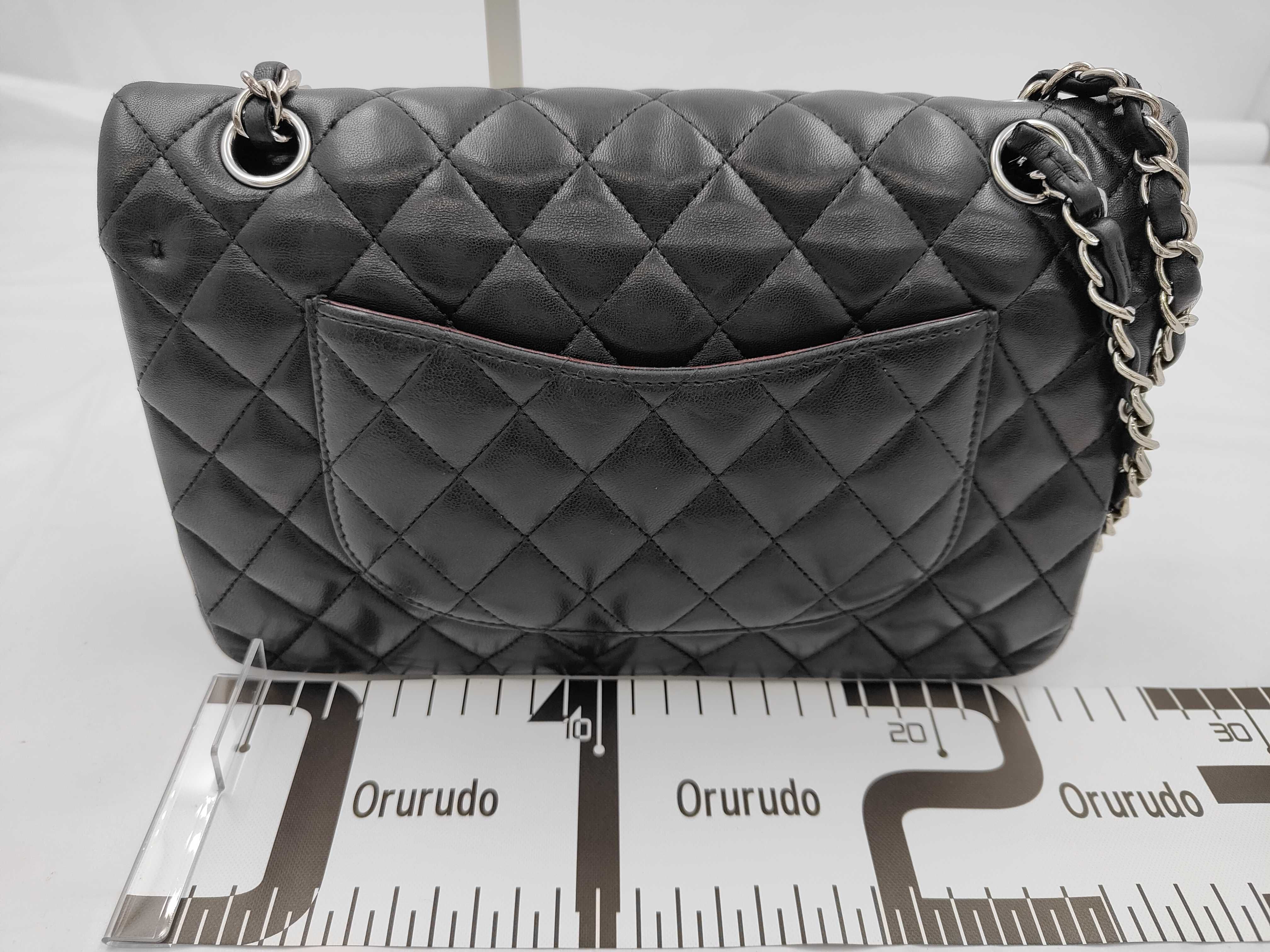 Matelassé 25 Double Flap Lambskin Black Serial Number 16 Series Silver Hardware with Original Seal Shoulder Bag — view 2