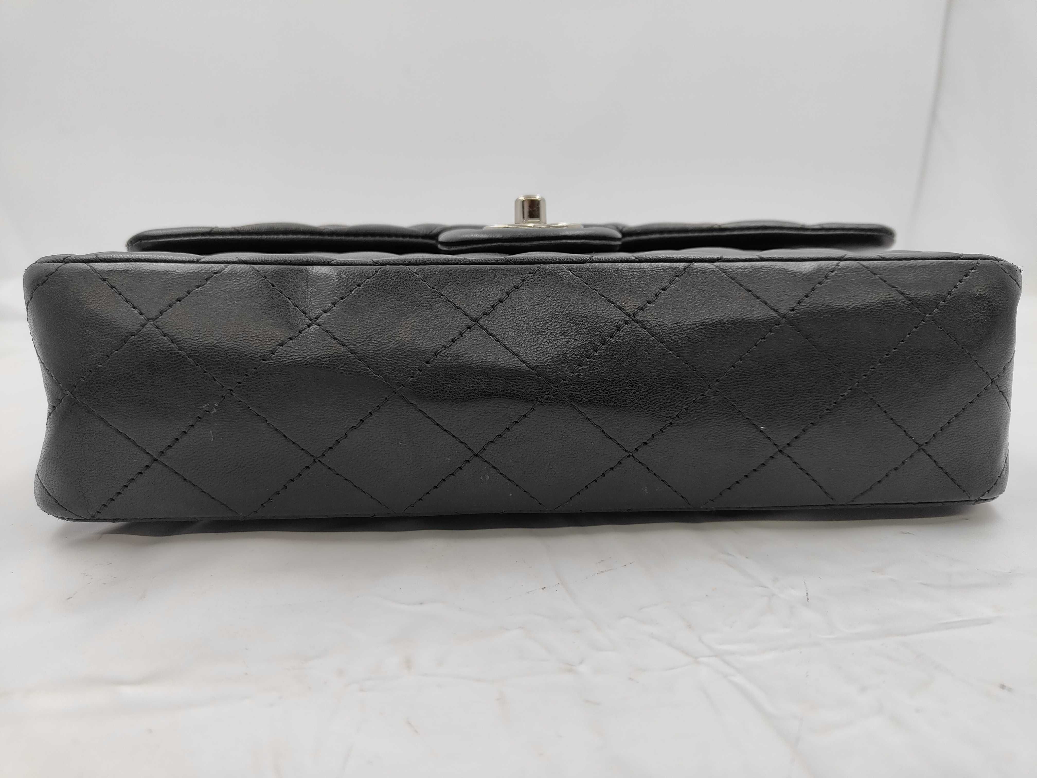 Matelassé 25 Double Flap Lambskin Black Serial Number 16 Series Silver Hardware with Original Seal Shoulder Bag — view 8