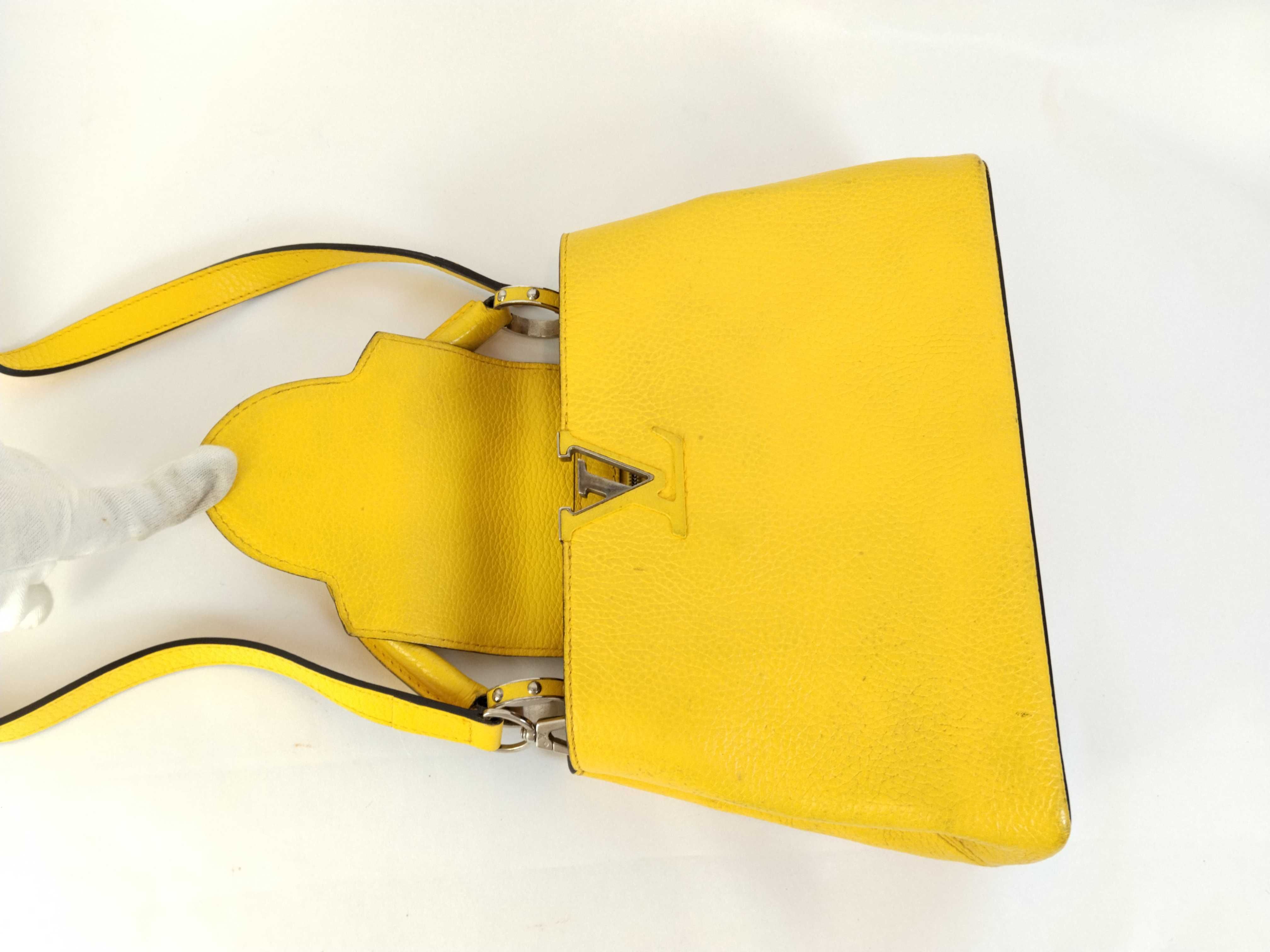 PH- Taurillon Capucines BB M59434 Handbag Yellow Leather — view 11