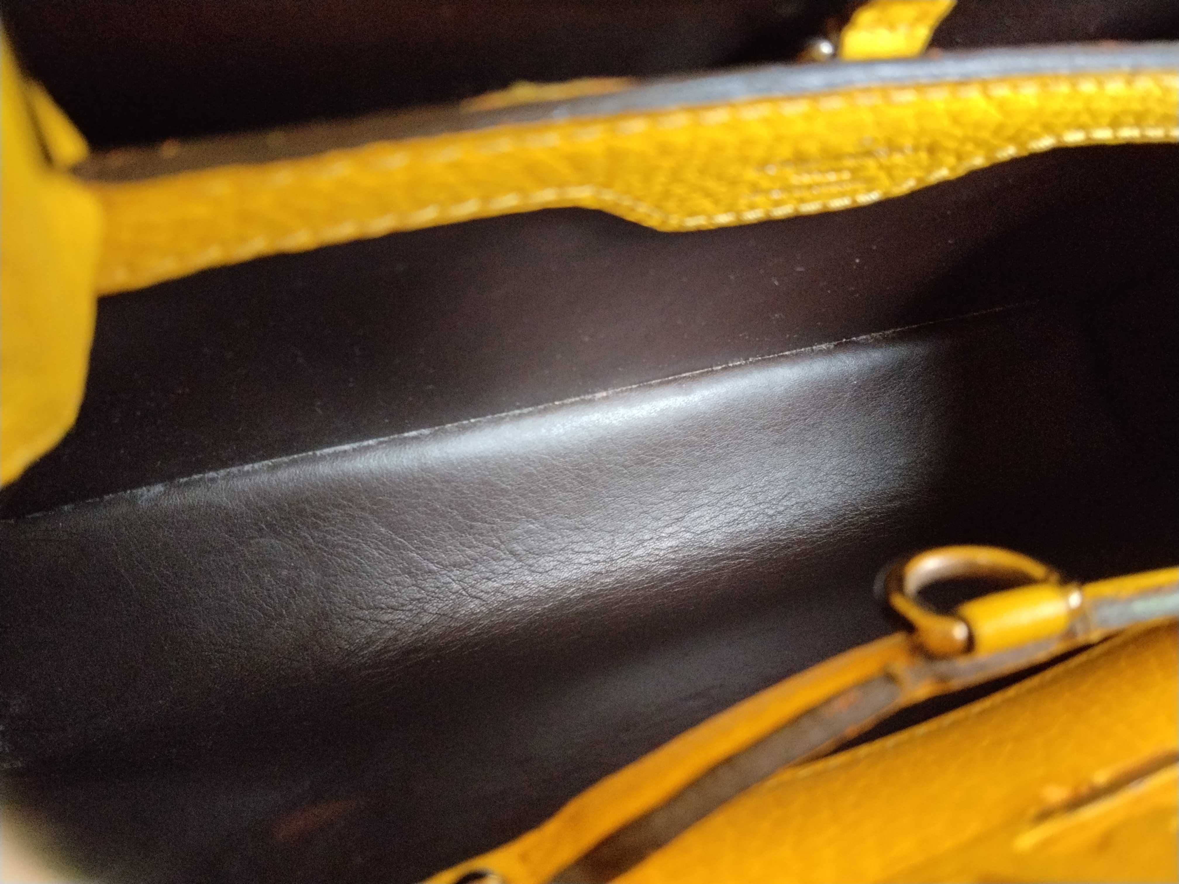 PH- Taurillon Capucines BB M59434 Handbag Yellow Leather — view 12