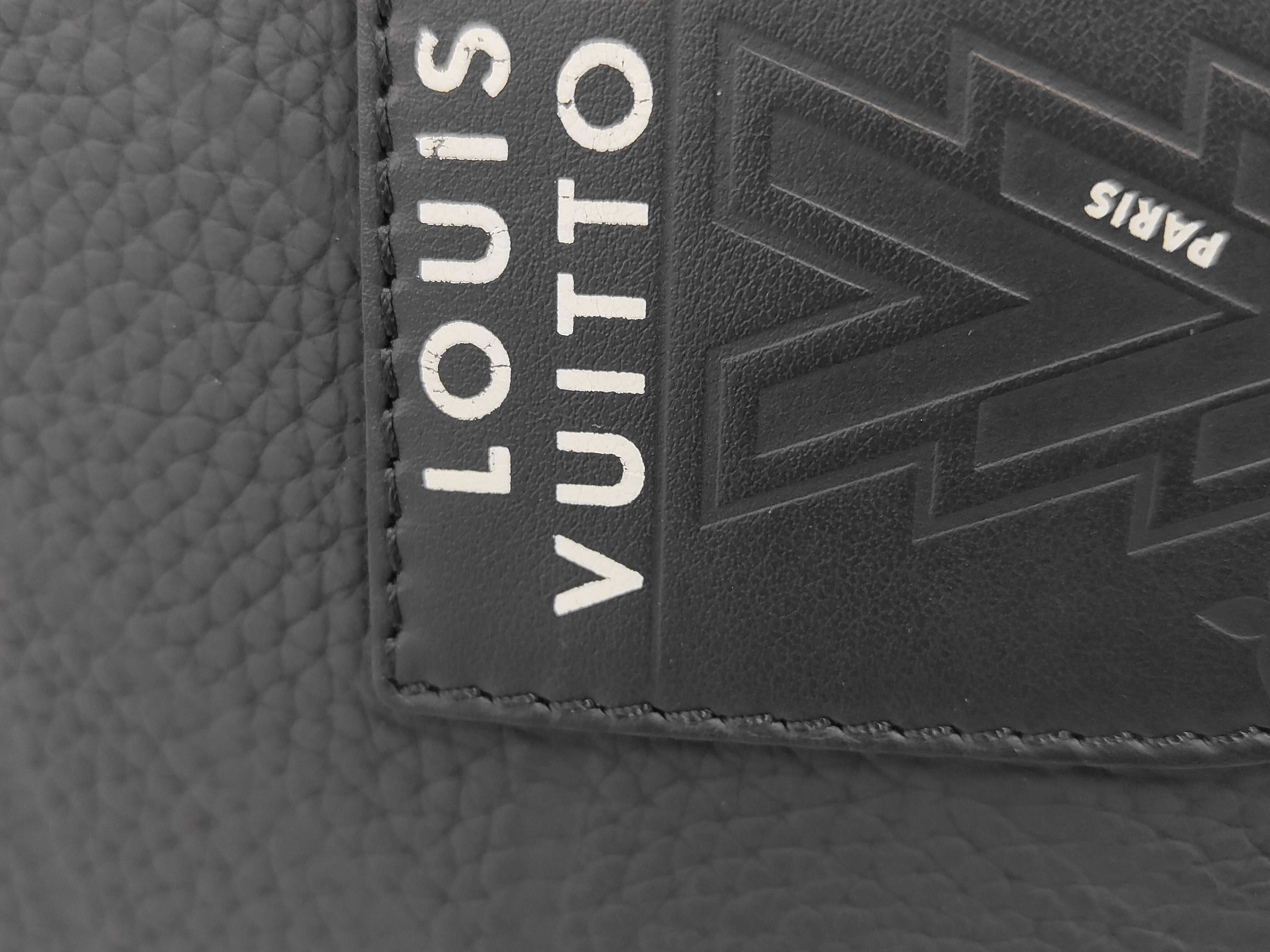 LV x FIFA Cloakroom Kit M81849 IC Chip Black Handbag — view 11