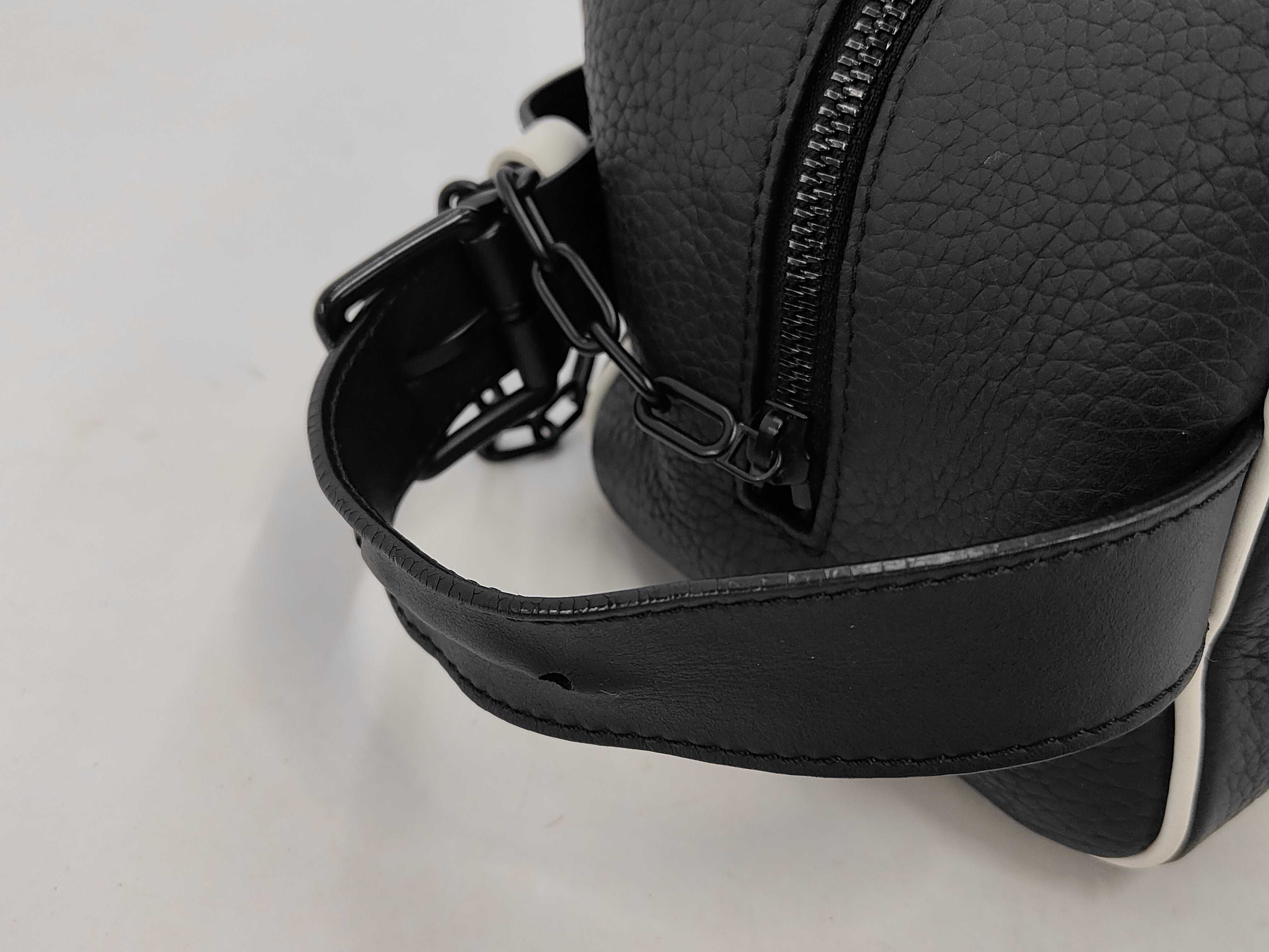 LV x FIFA Cloakroom Kit M81849 IC Chip Black Handbag — view 3