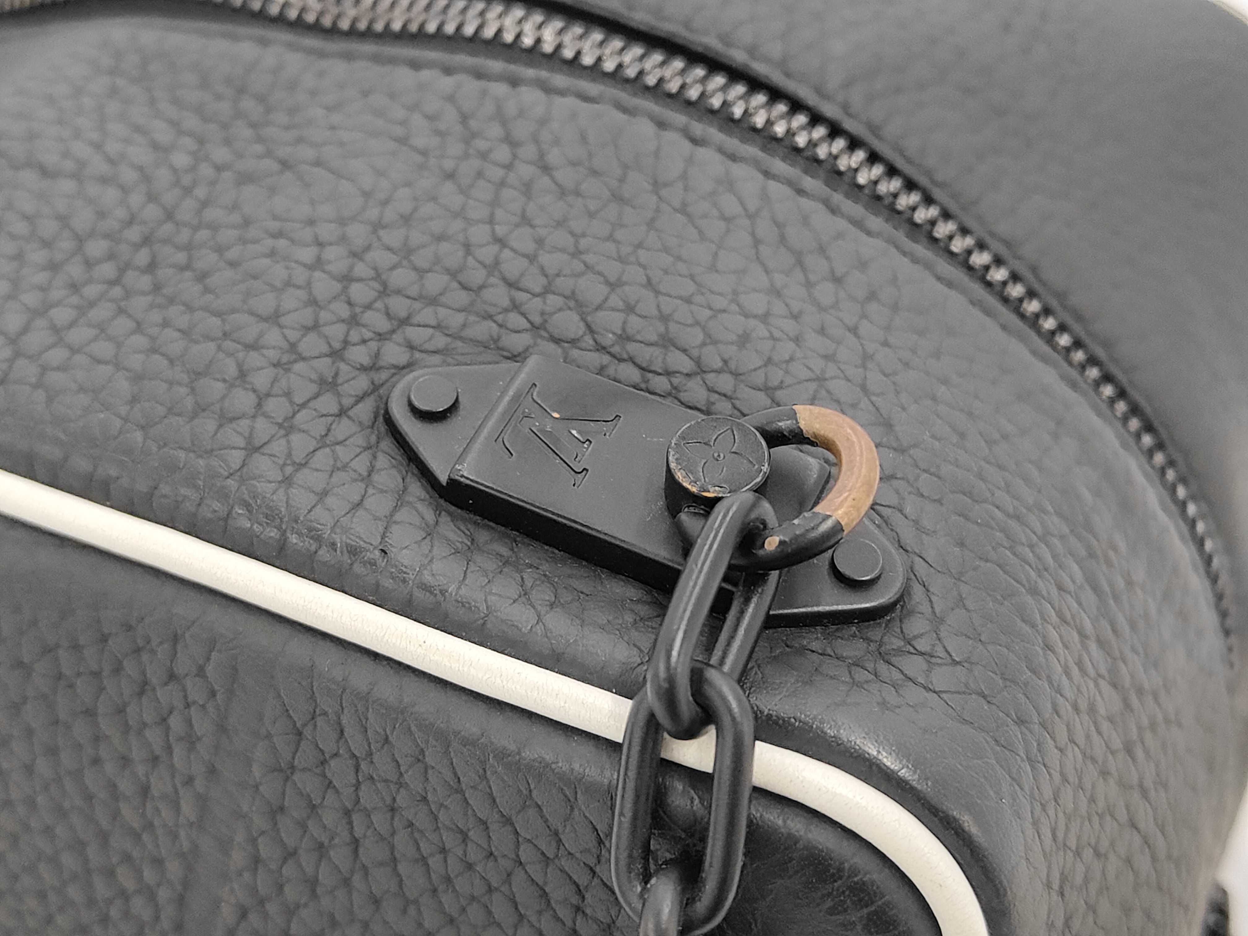 LV x FIFA Cloakroom Kit M81849 IC Chip Black Handbag — view 8