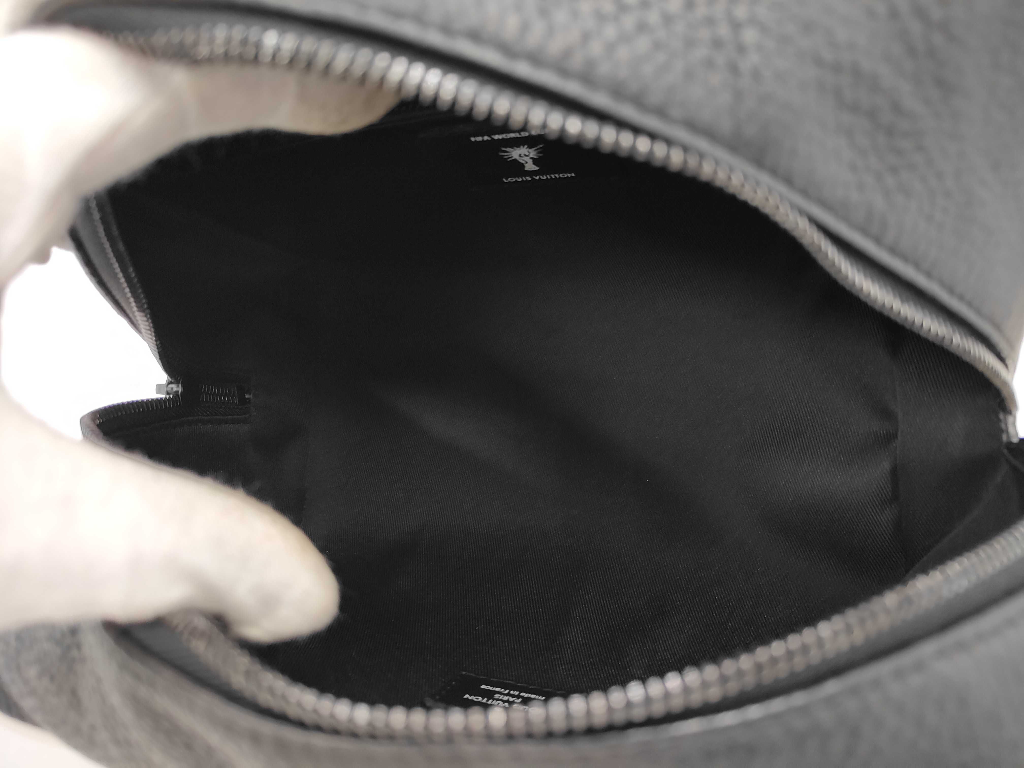 LV x FIFA Cloakroom Kit M81849 IC Chip Black Handbag — view 9