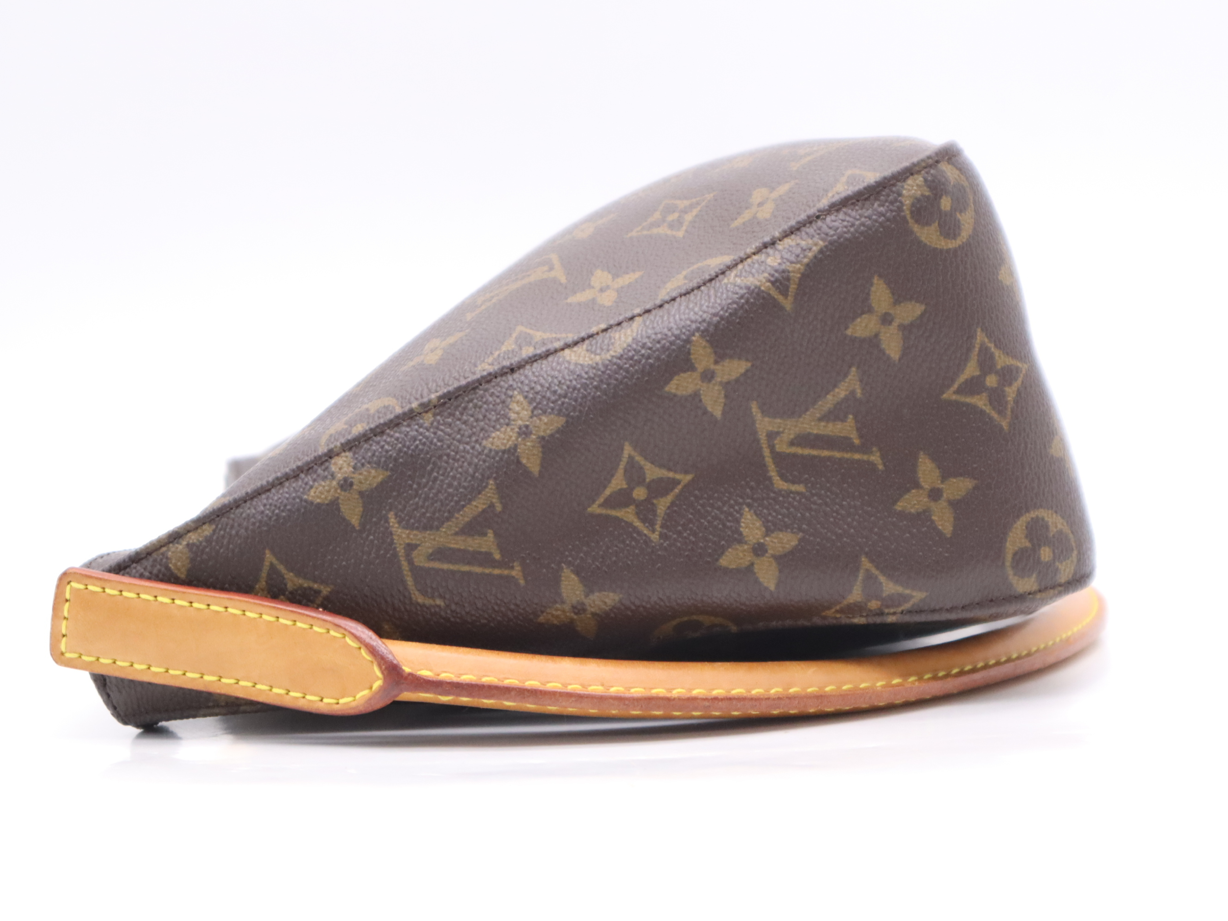 M51146 Monogram Looping MM Shoulder Bag — view 3