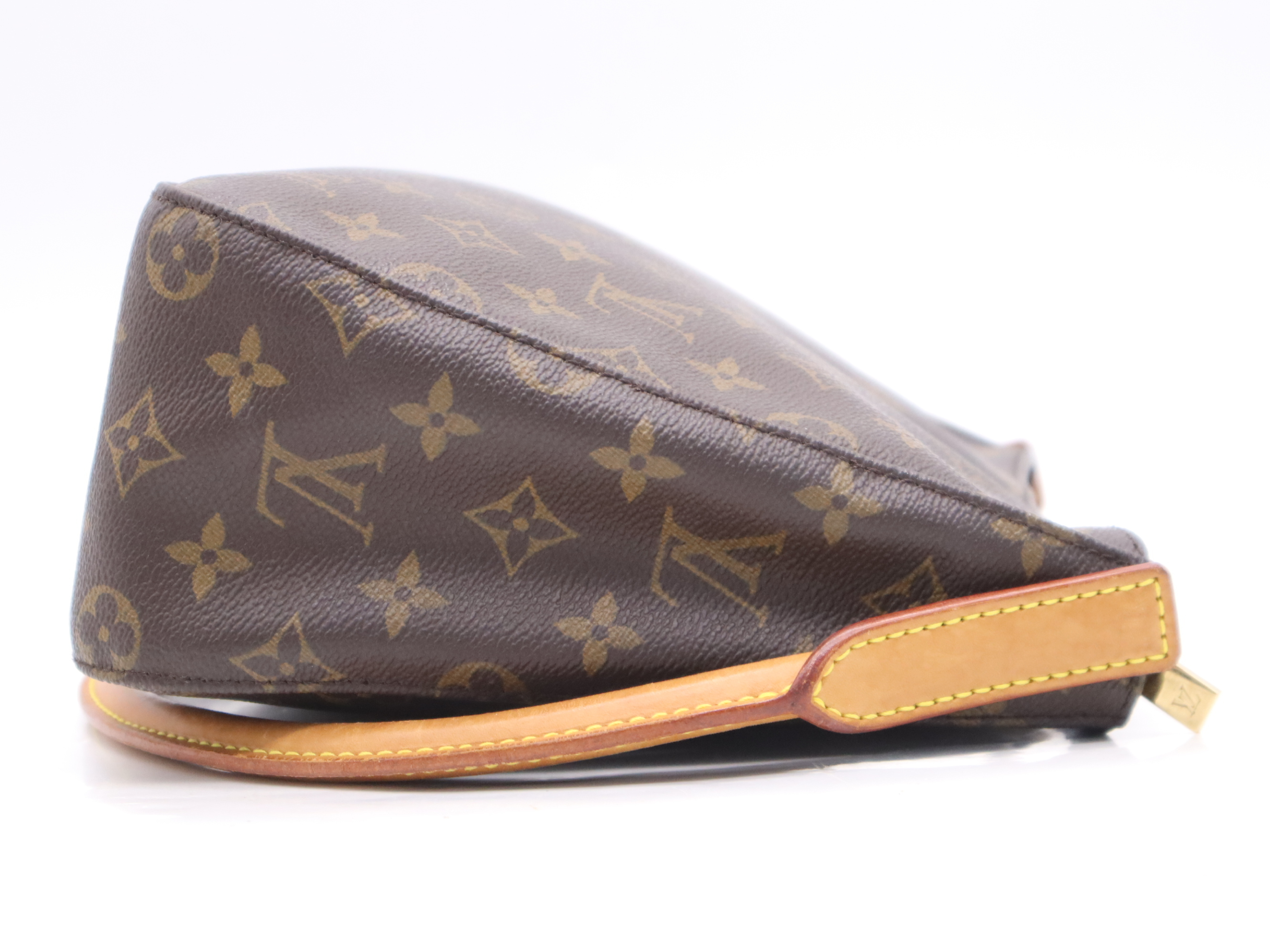 M51146 Monogram Looping MM Shoulder Bag — view 5