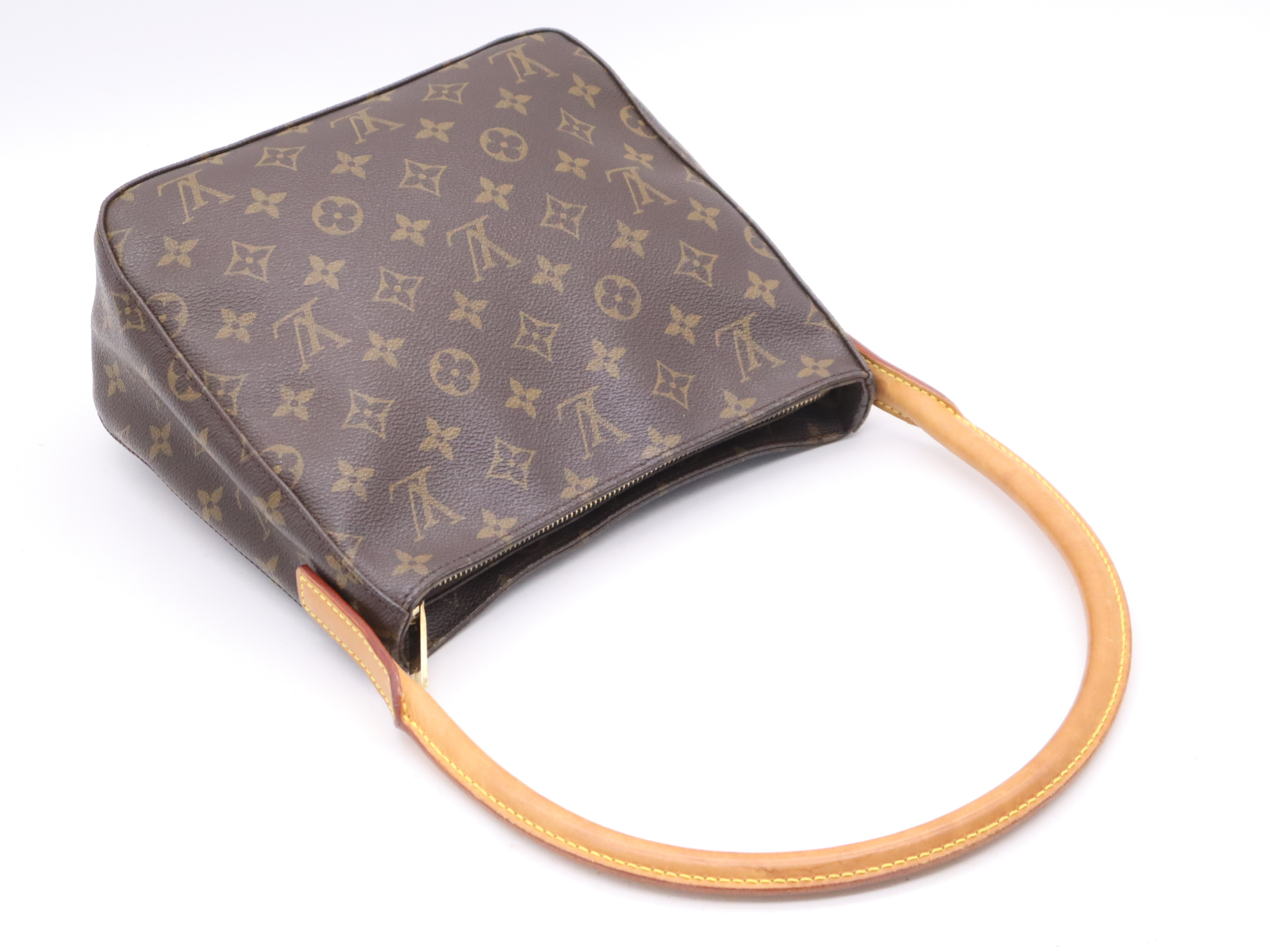 M51146 Monogram Looping MM Shoulder Bag — view 6