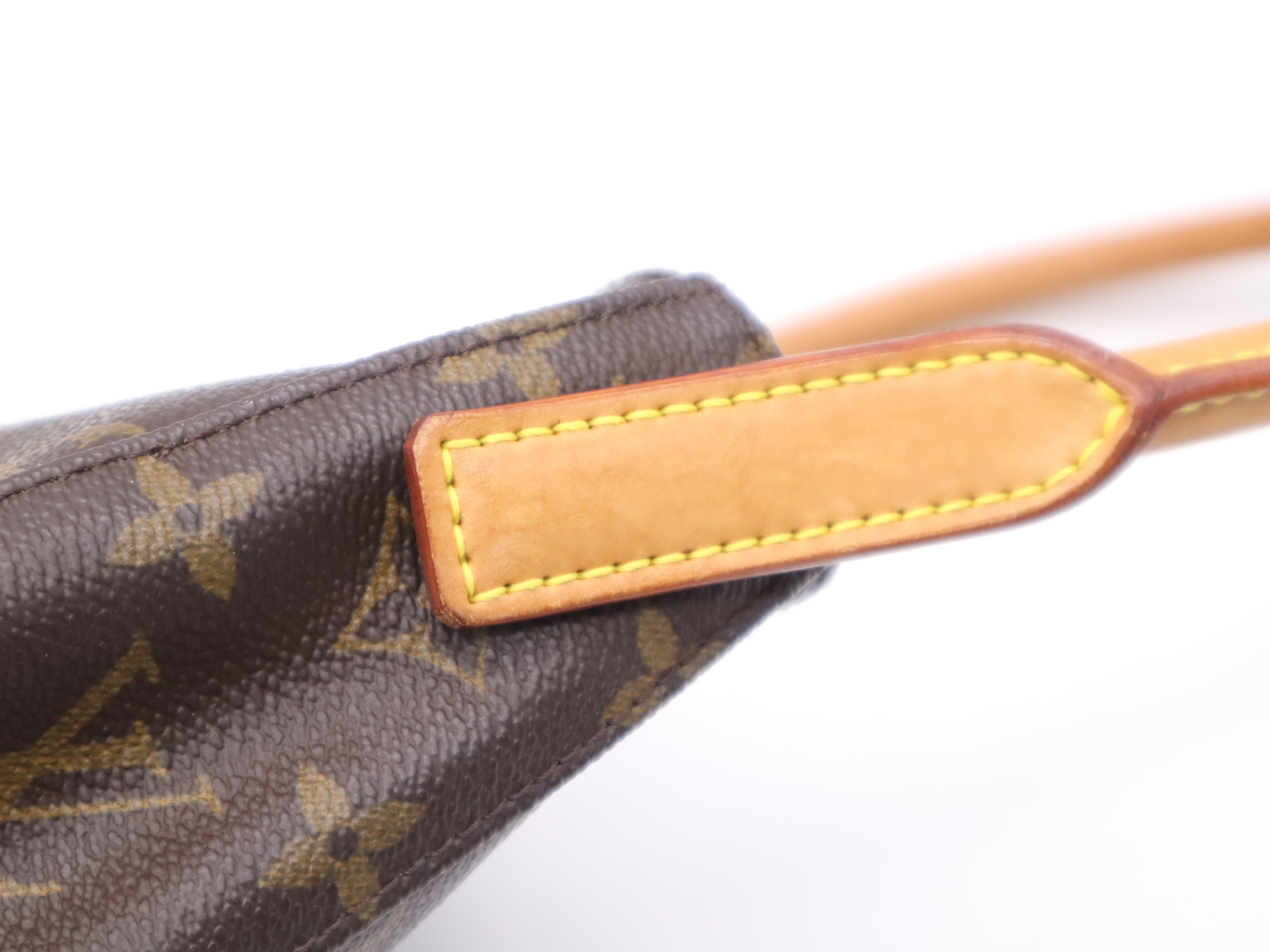 M51146 Monogram Looping MM Shoulder Bag — view 7