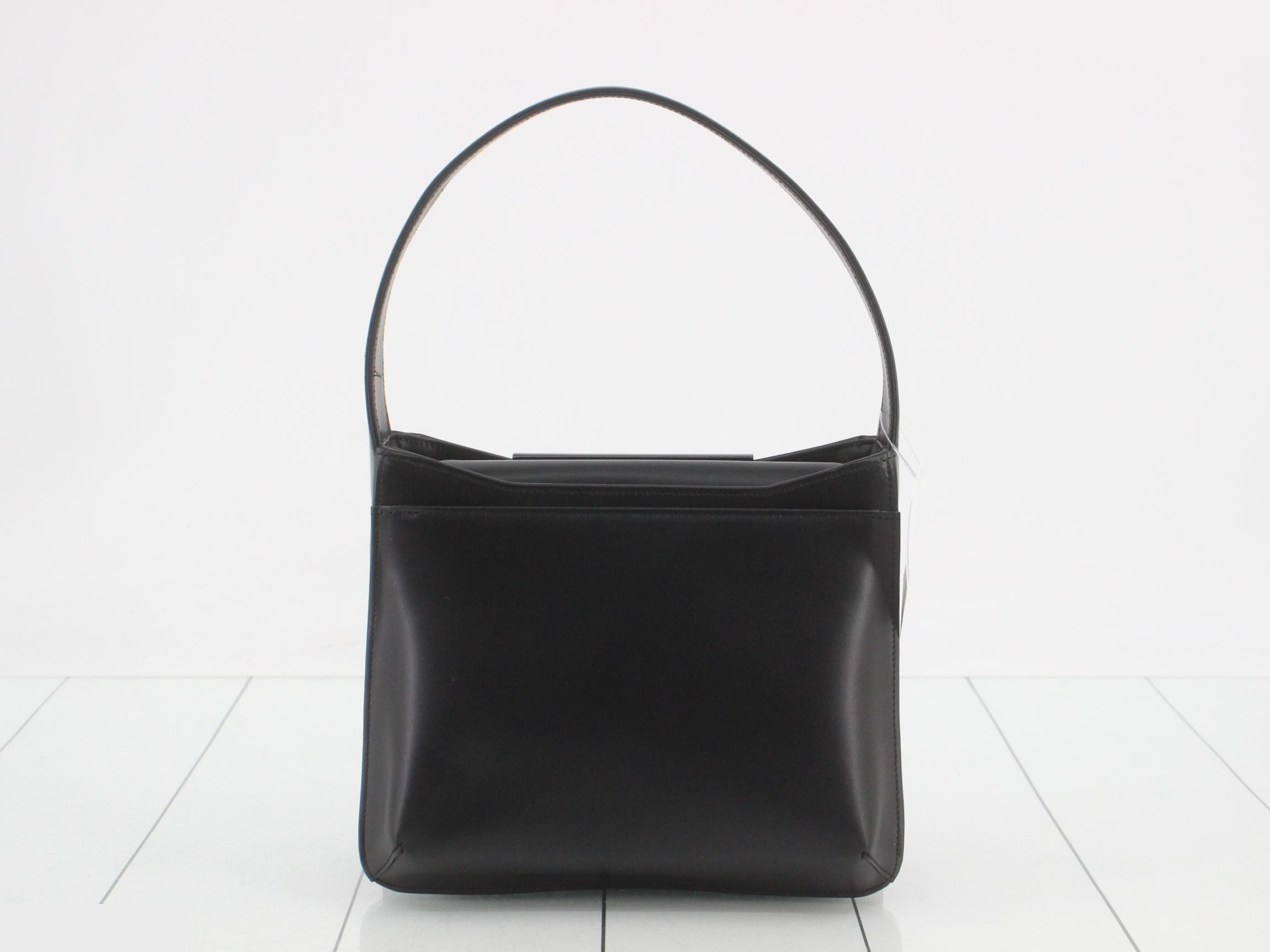 handbag — view 2