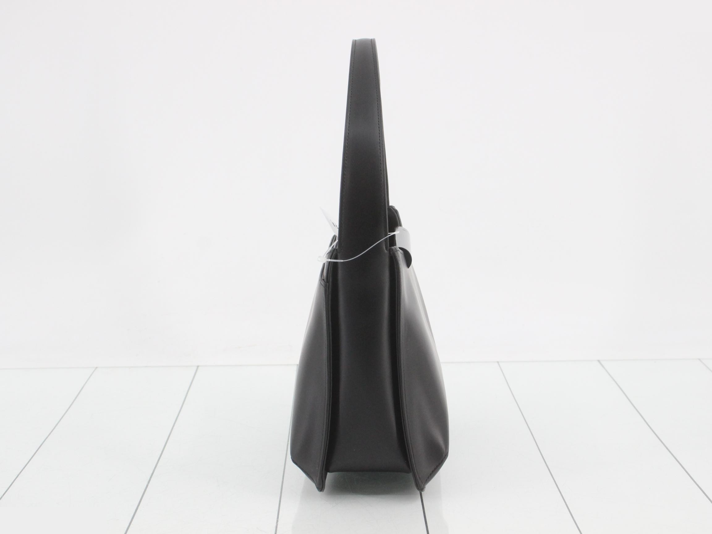 handbag — view 4