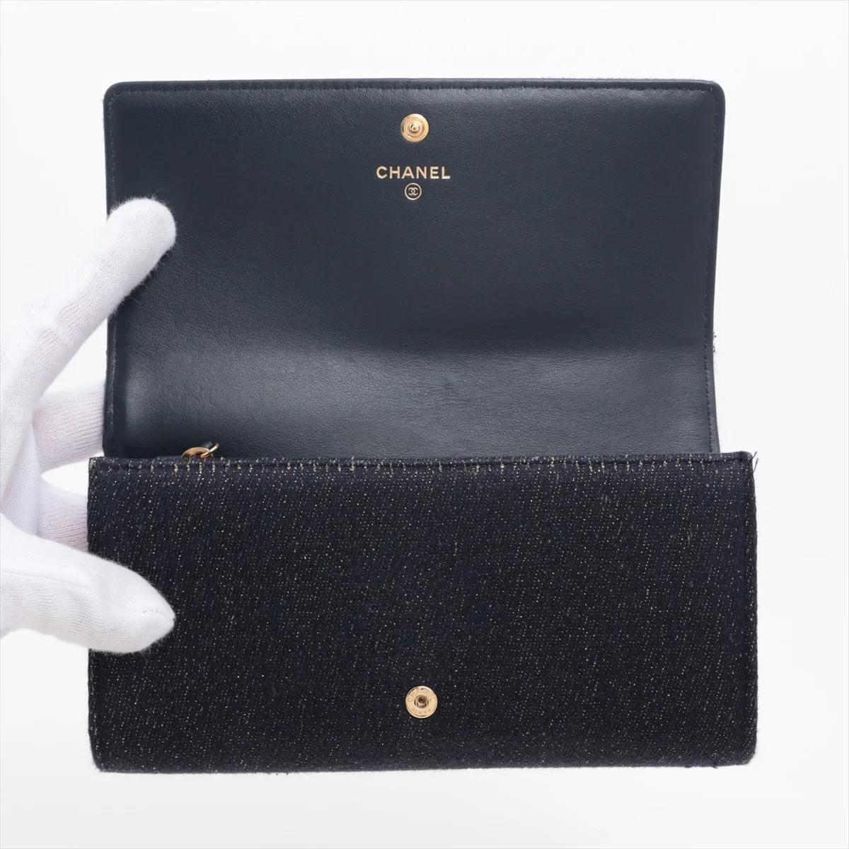 Deauville Tweed Long Wallet, Navy x Gold, Gold Hardware, 28103696 — view 3