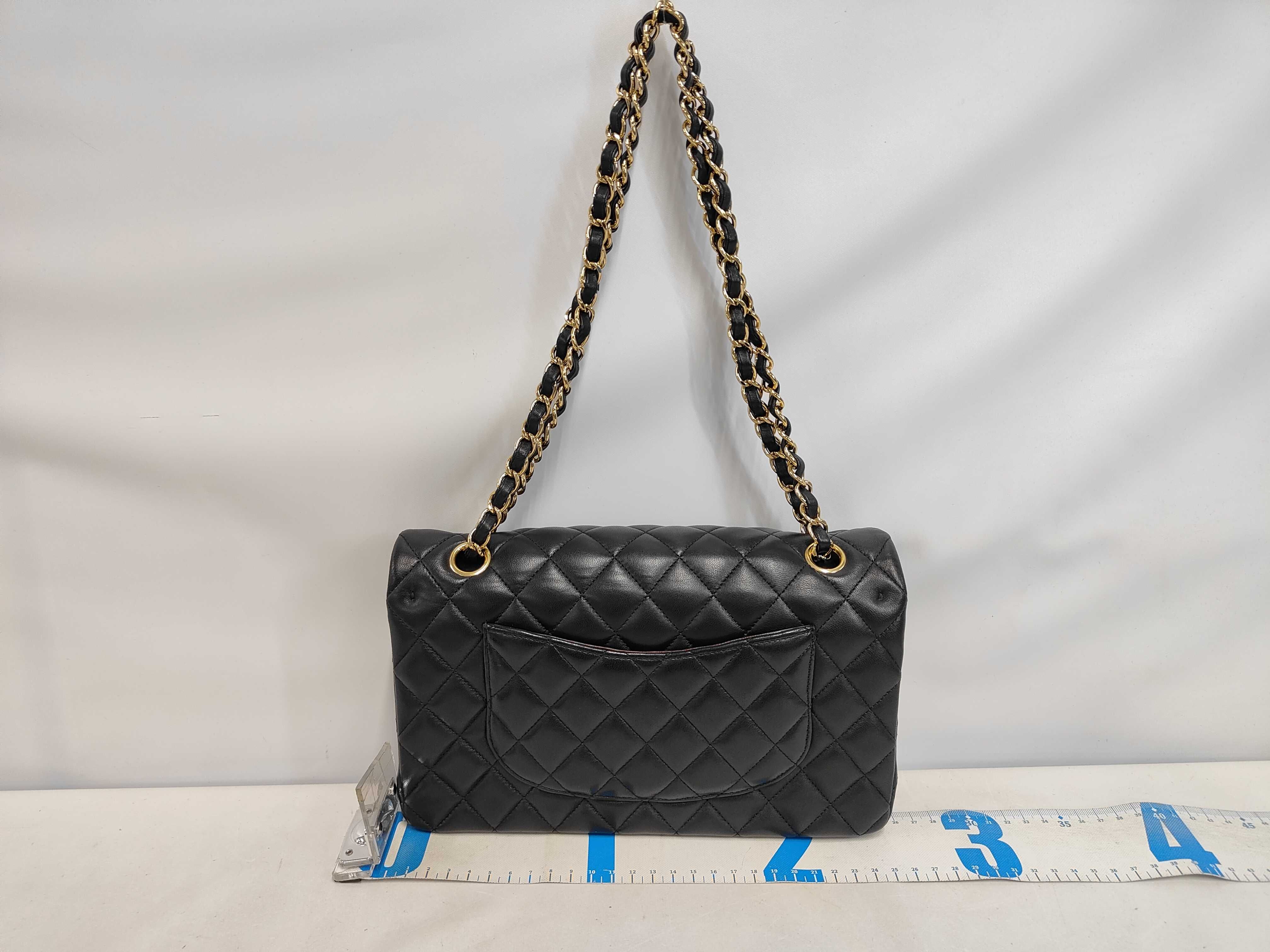 W-Flap 25 Chain Shoulder Bag, Matelassé Lambskin, Black GP — view 2